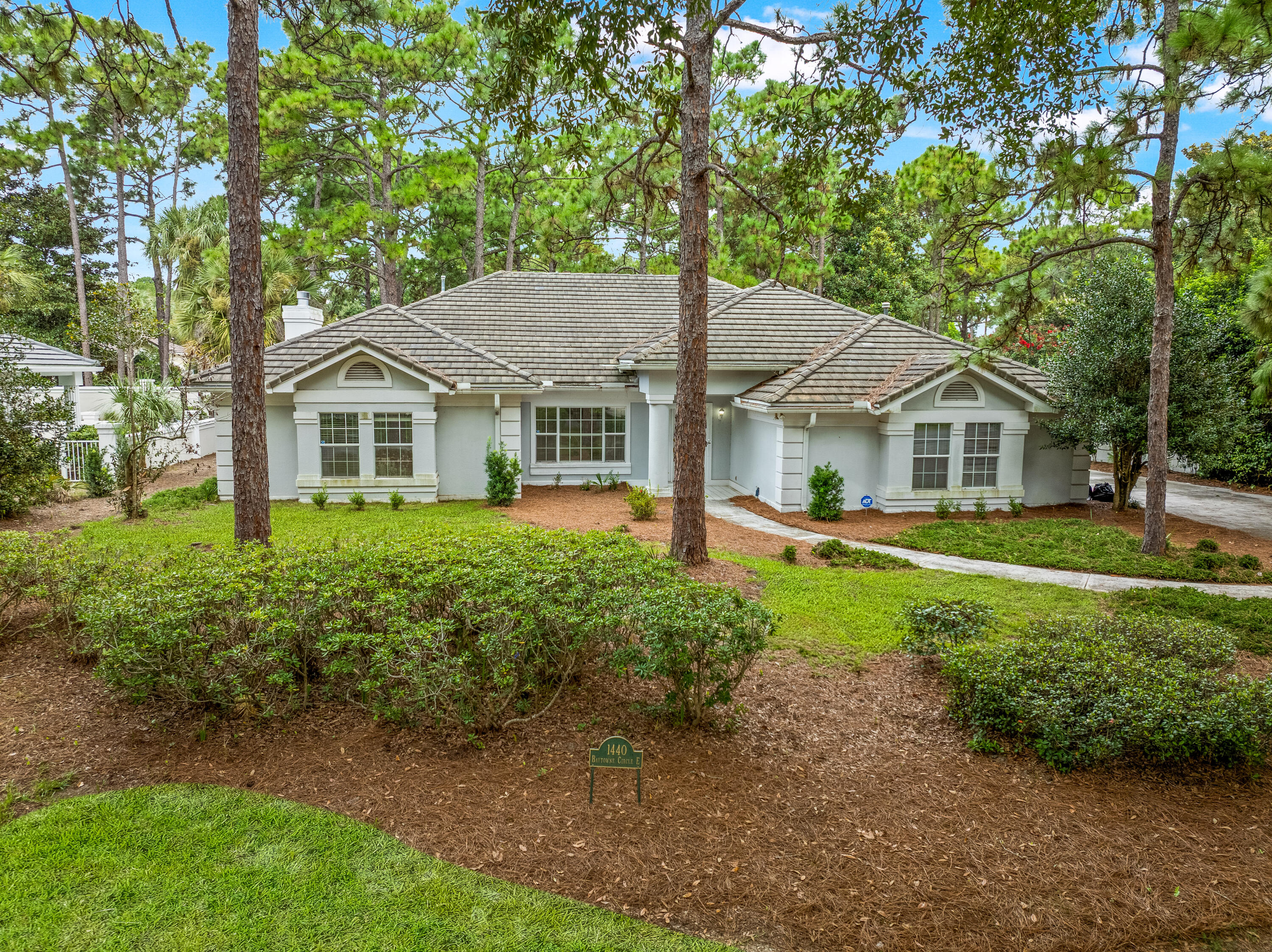 1440 E Baytowne Circle