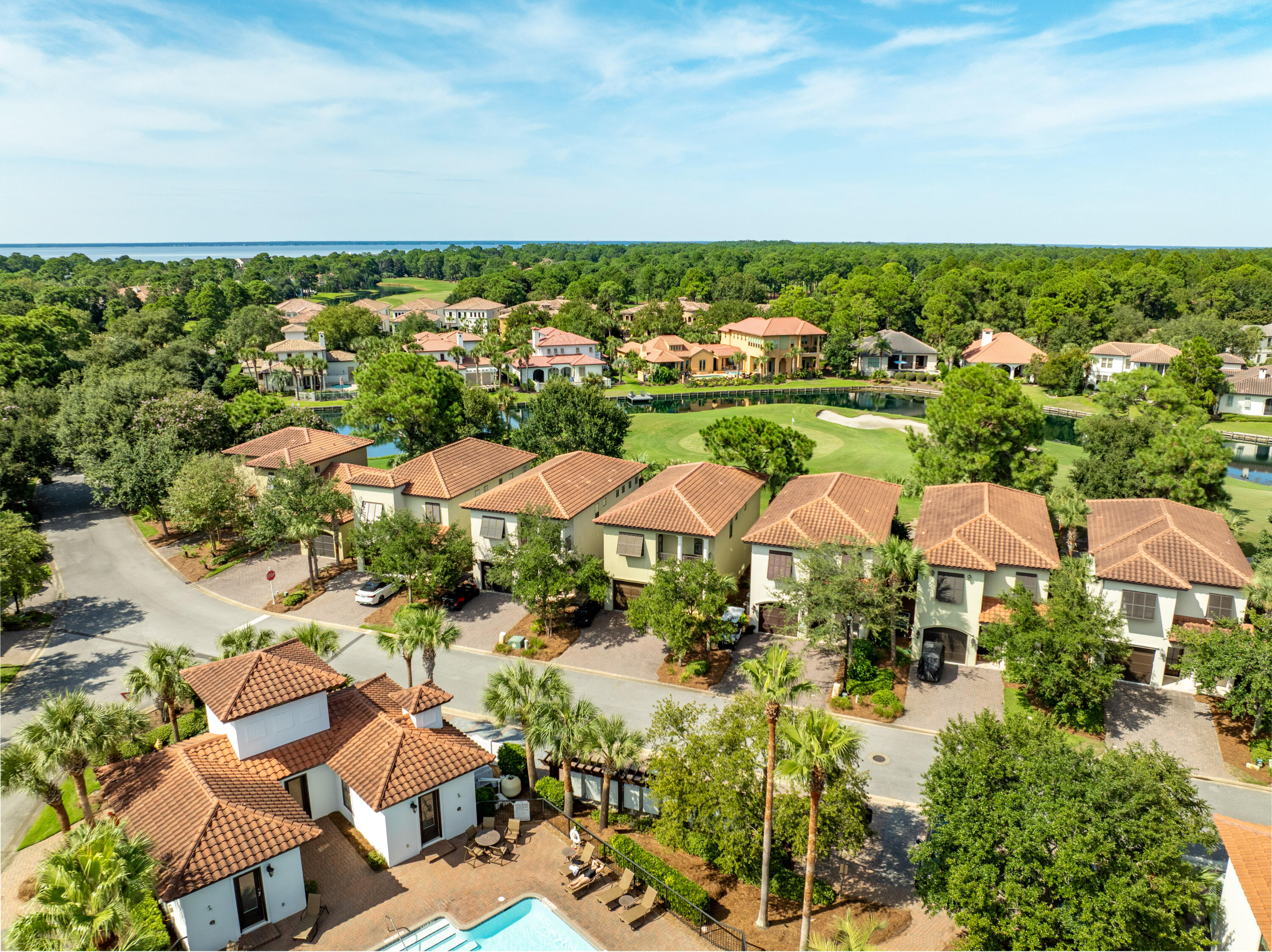 1924 Baytowne Loop