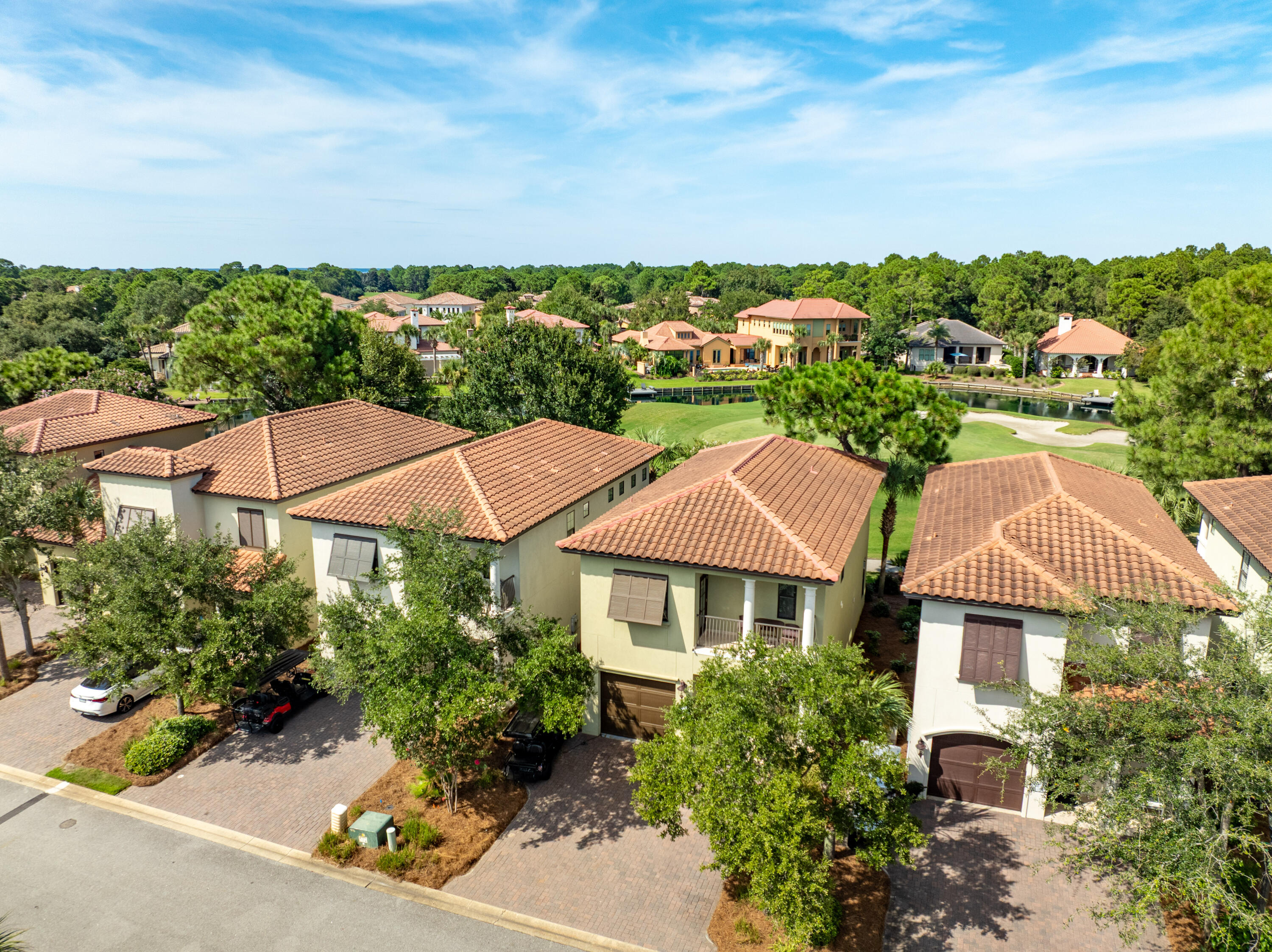 1924 Baytowne Loop