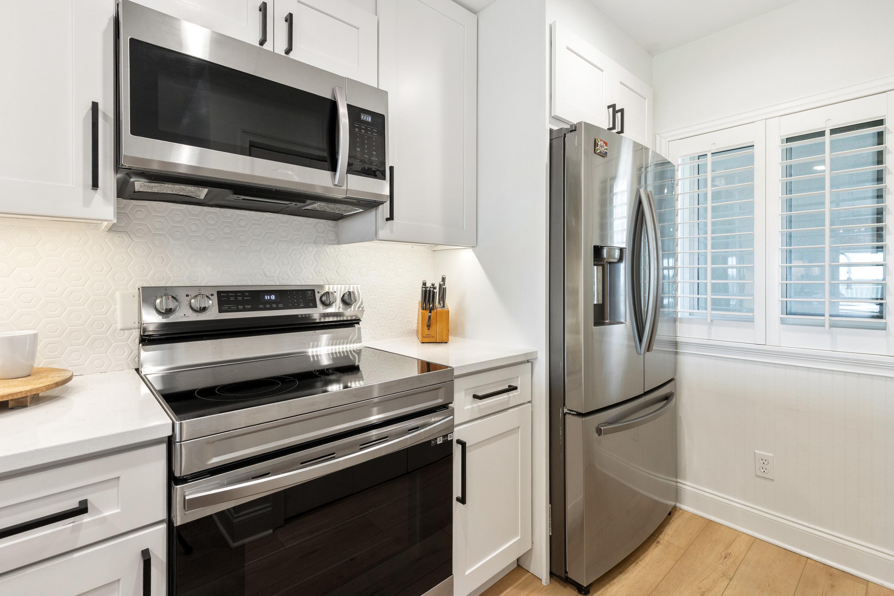 9011 W US Hwy 98, C-602