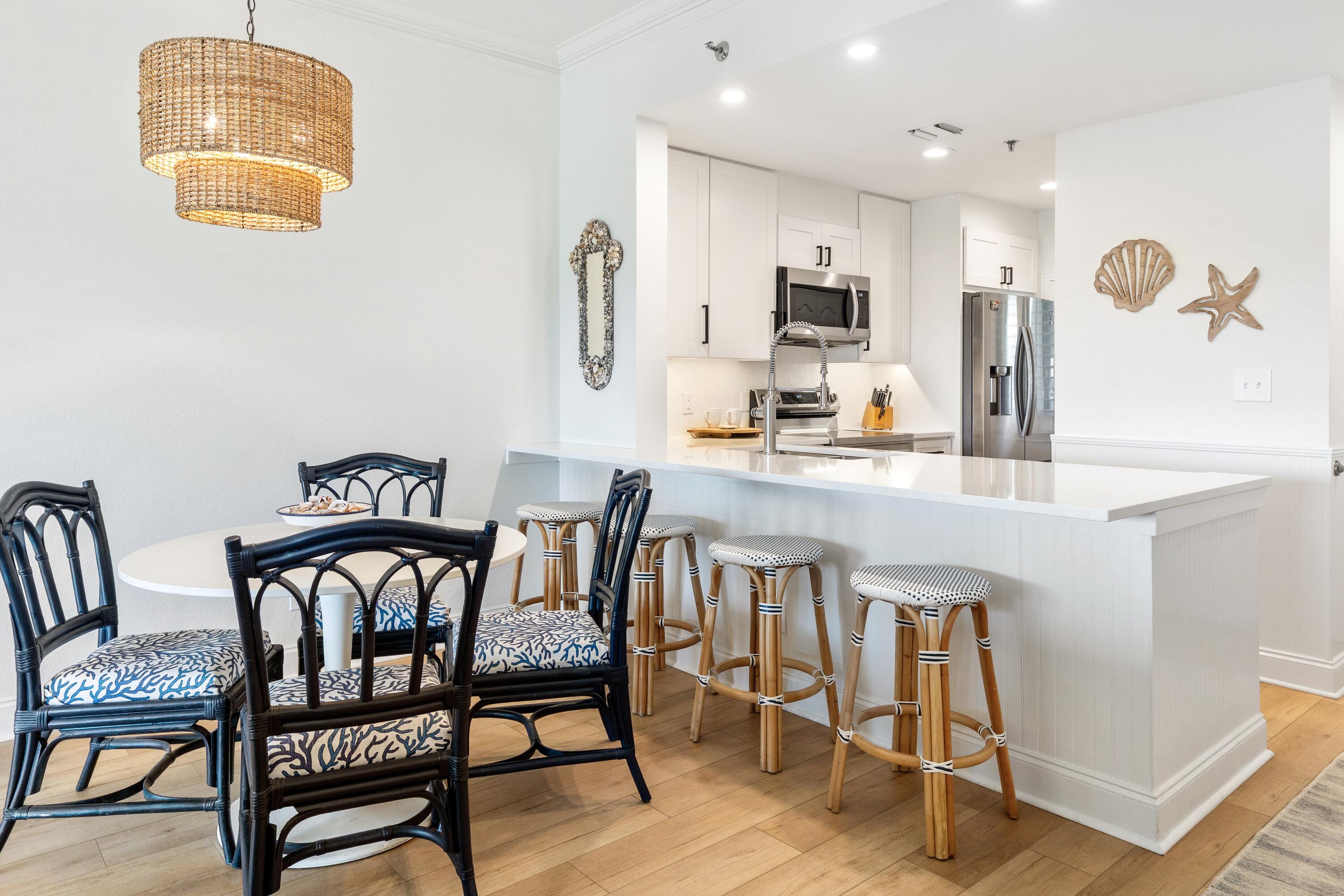 9011 W US Hwy 98, C-602