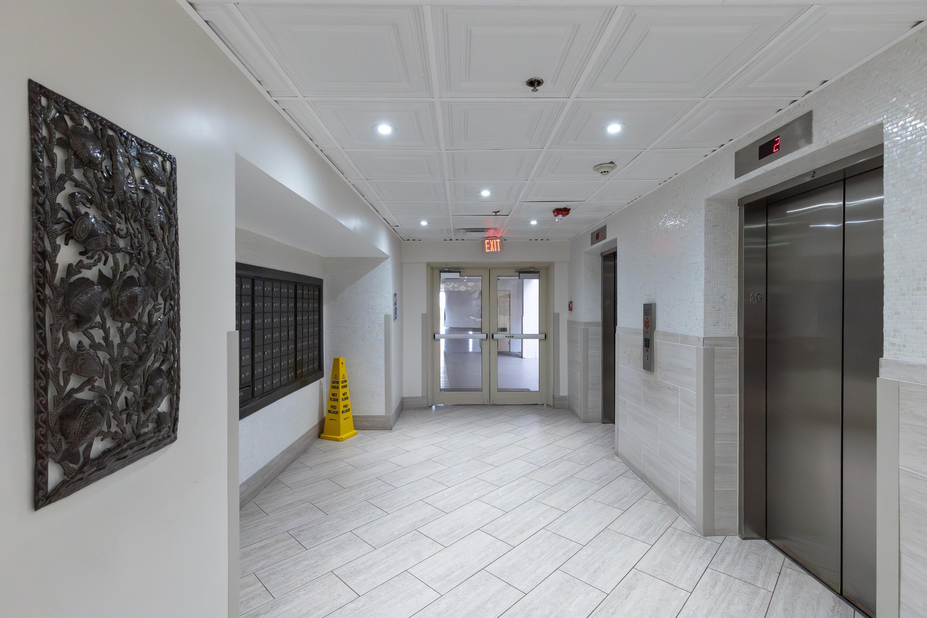 9011 W US Hwy 98, C-602