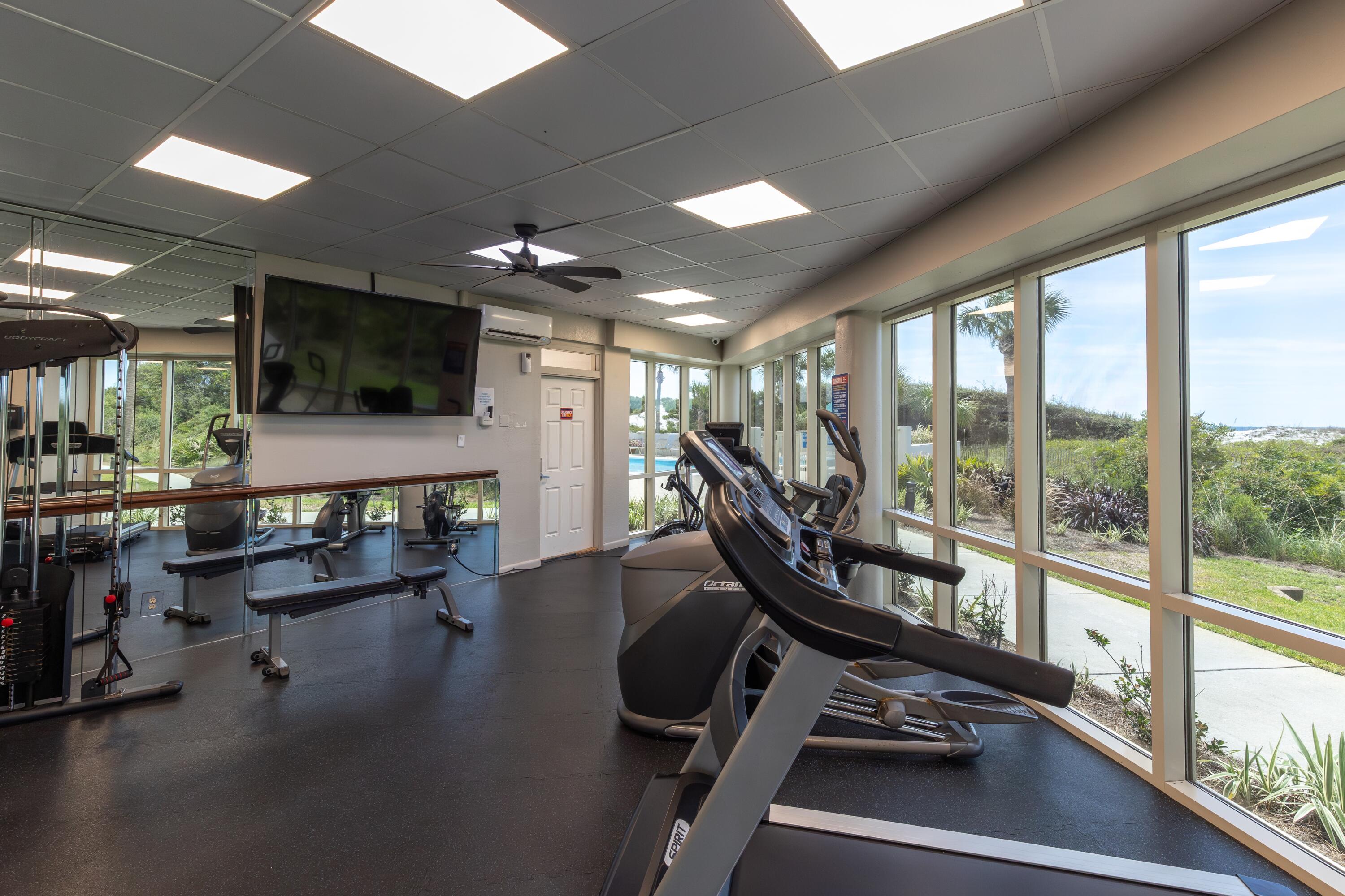 9011 W US Hwy 98, C-602