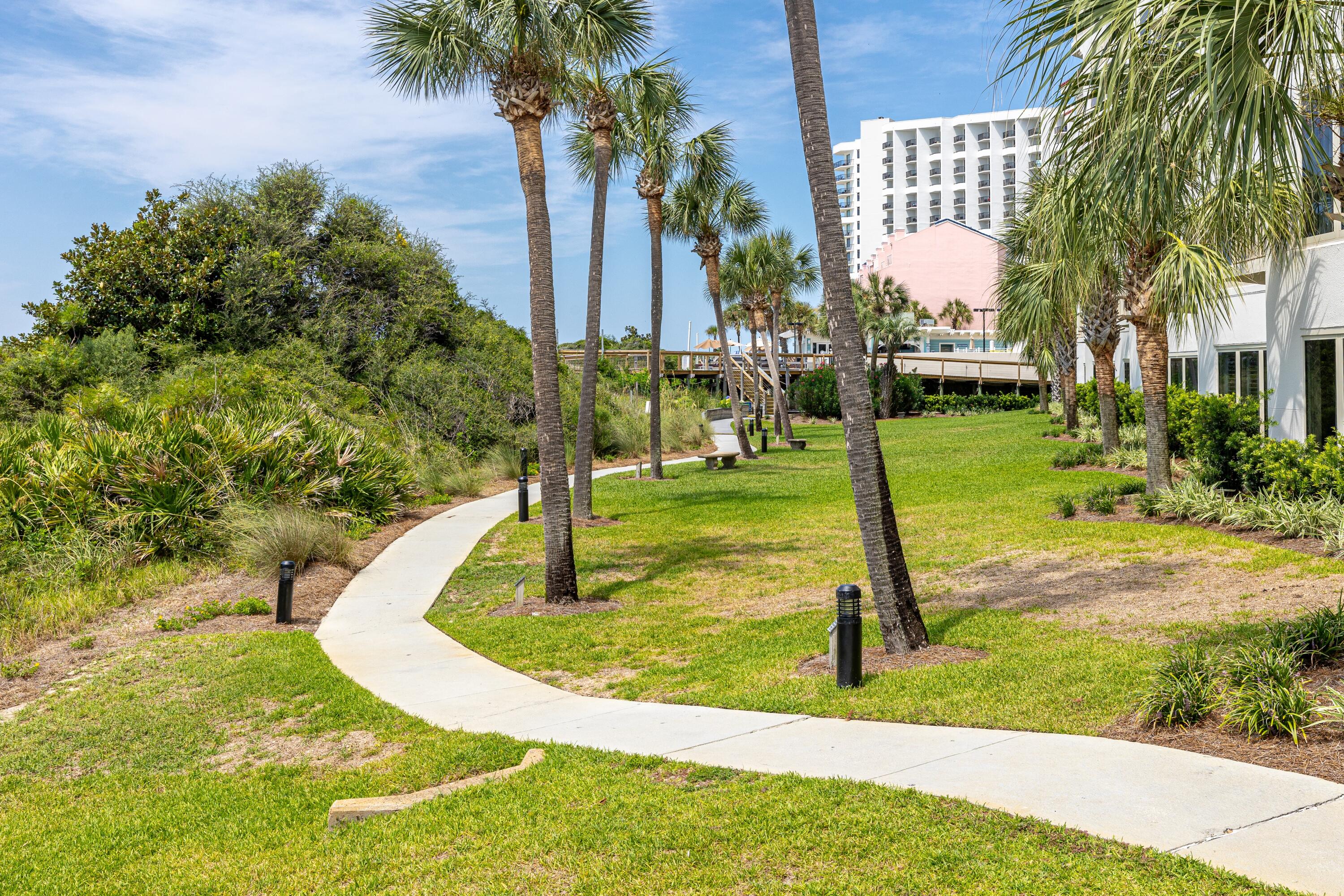 9011 W US Hwy 98, C-602