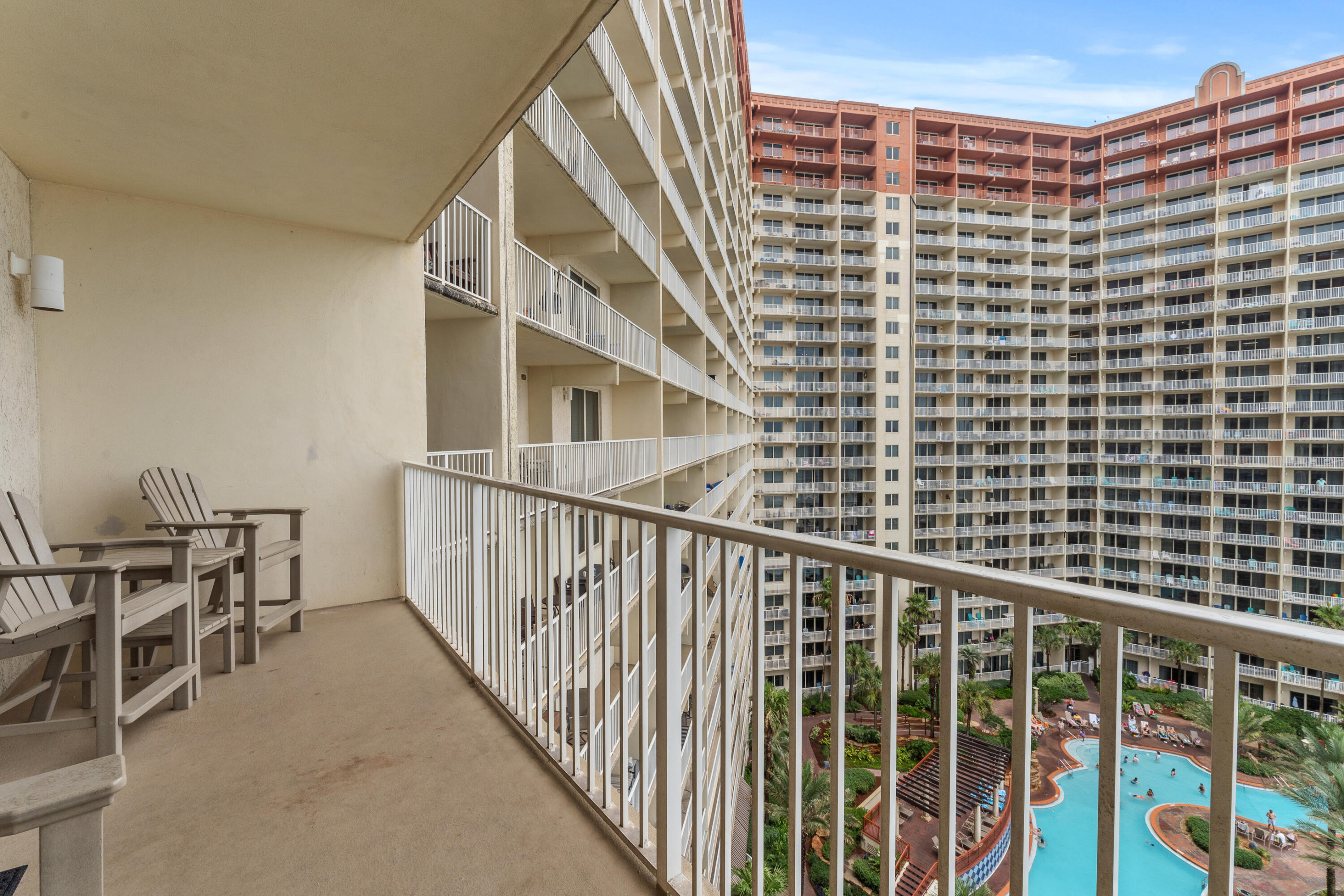 9900 S Thomas Drive, 1109