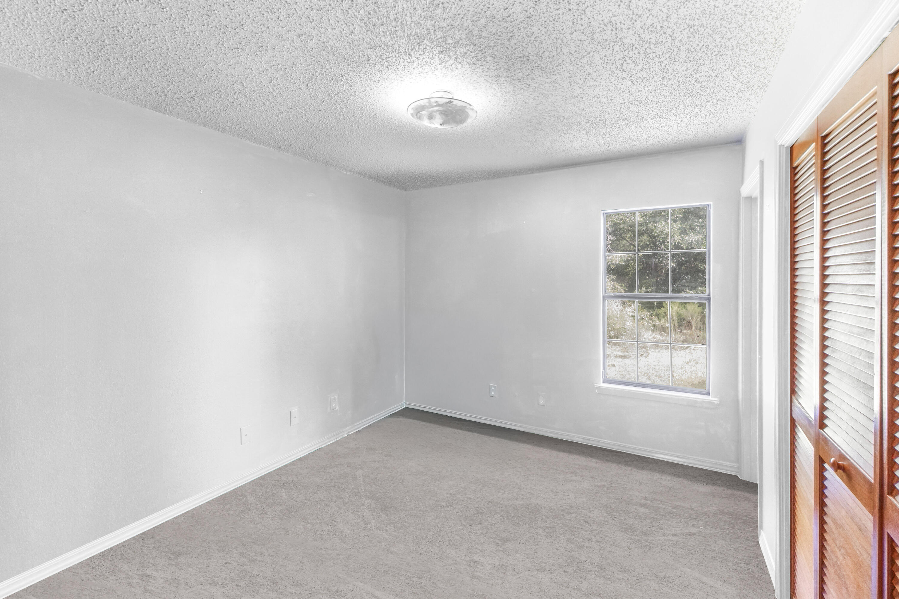 353 Florence Drive, DeFuniak Springs