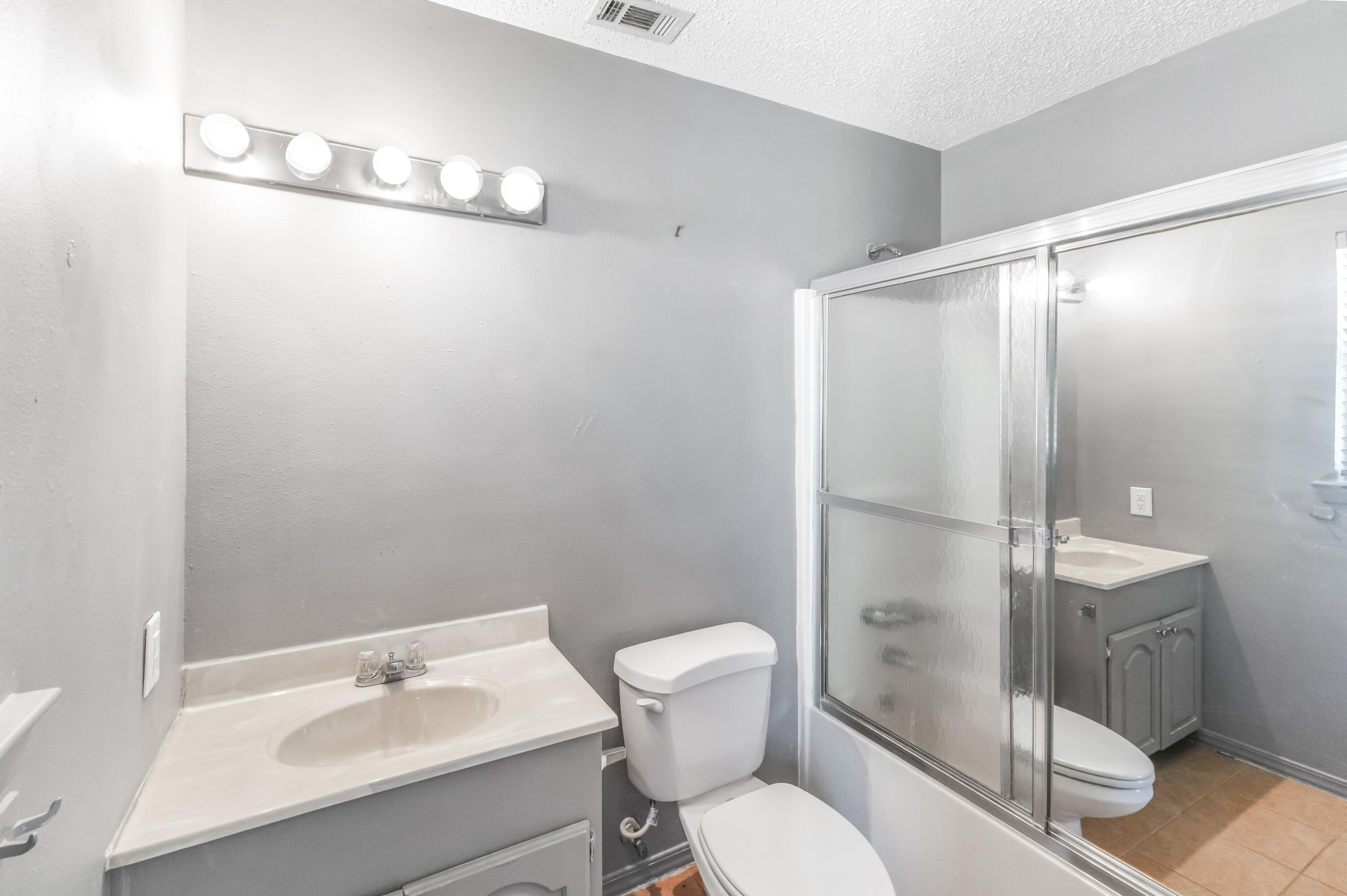 353 Florence Drive, DeFuniak Springs