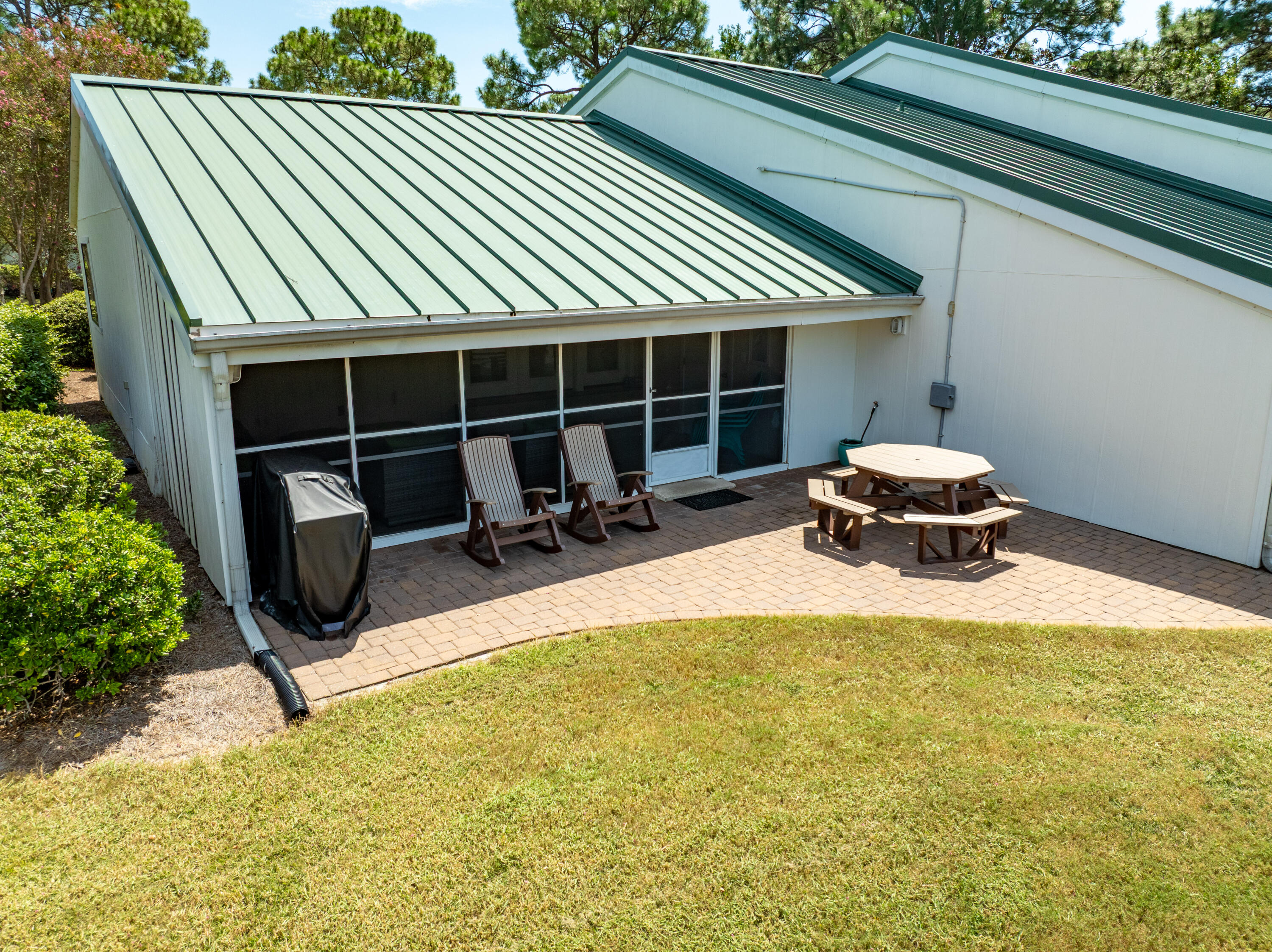 668 Bayou Drive, 668