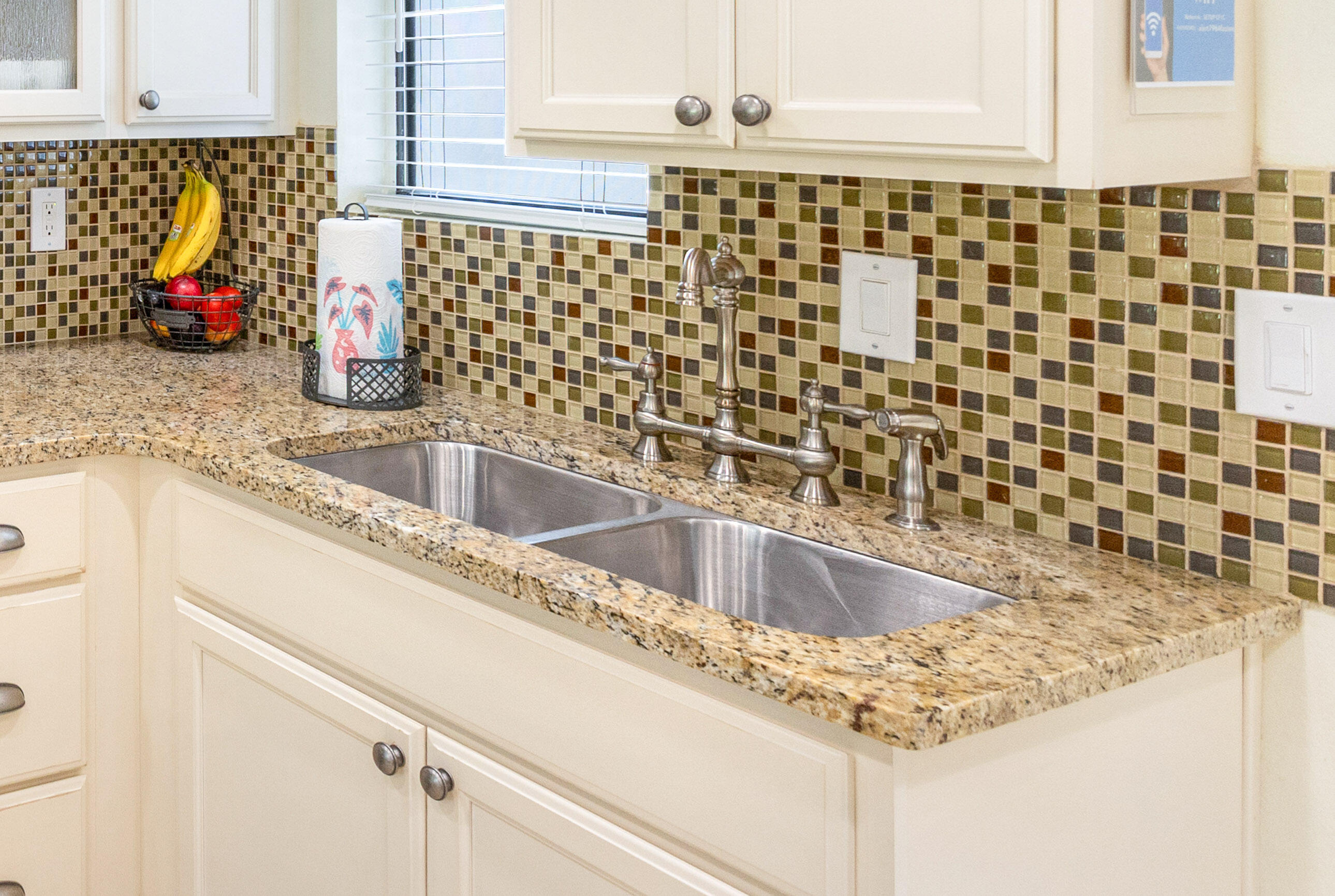 668 Bayou Drive, 668