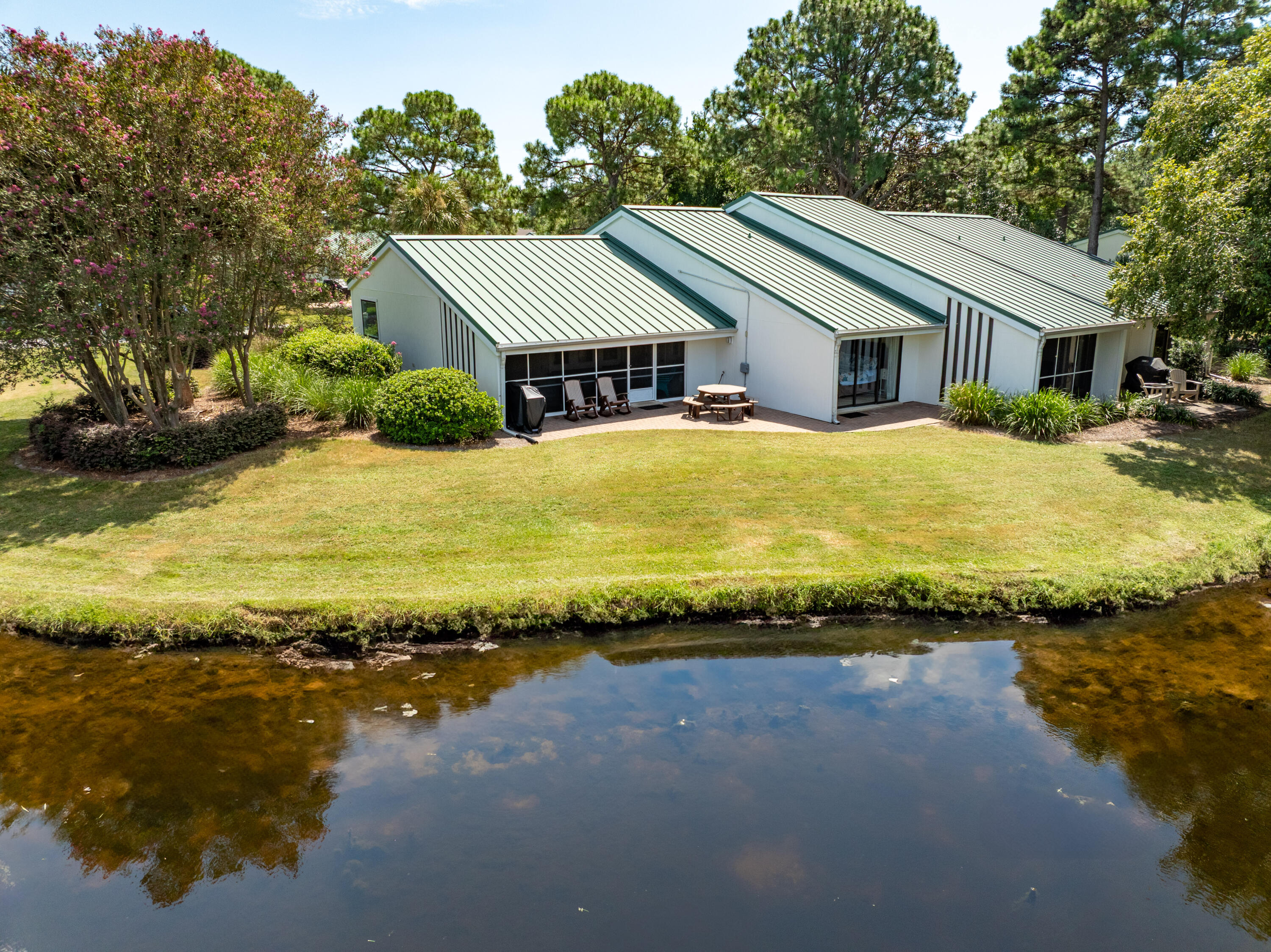 668 Bayou Drive, 668