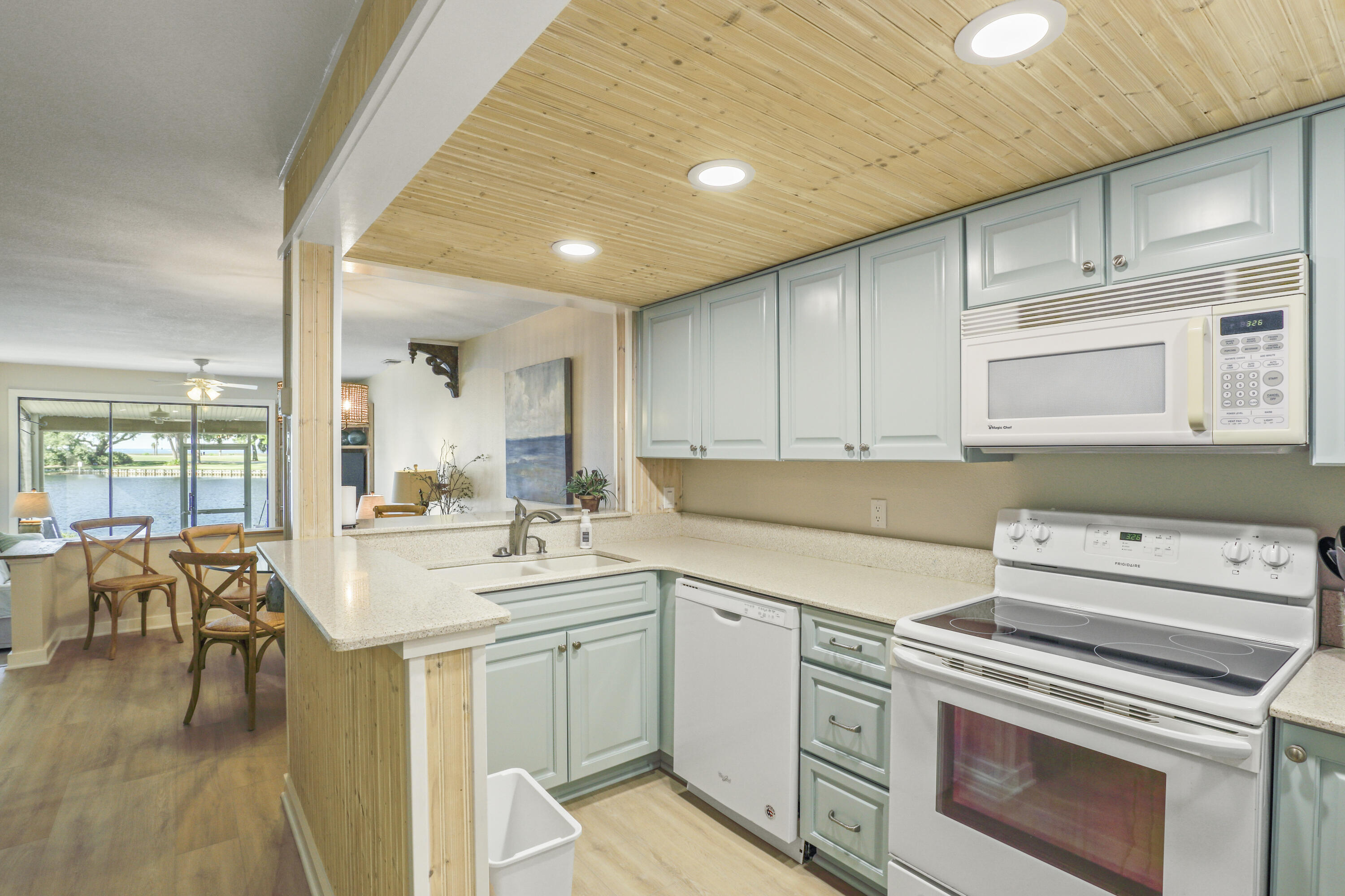 623 Bayou Drive, # 10717