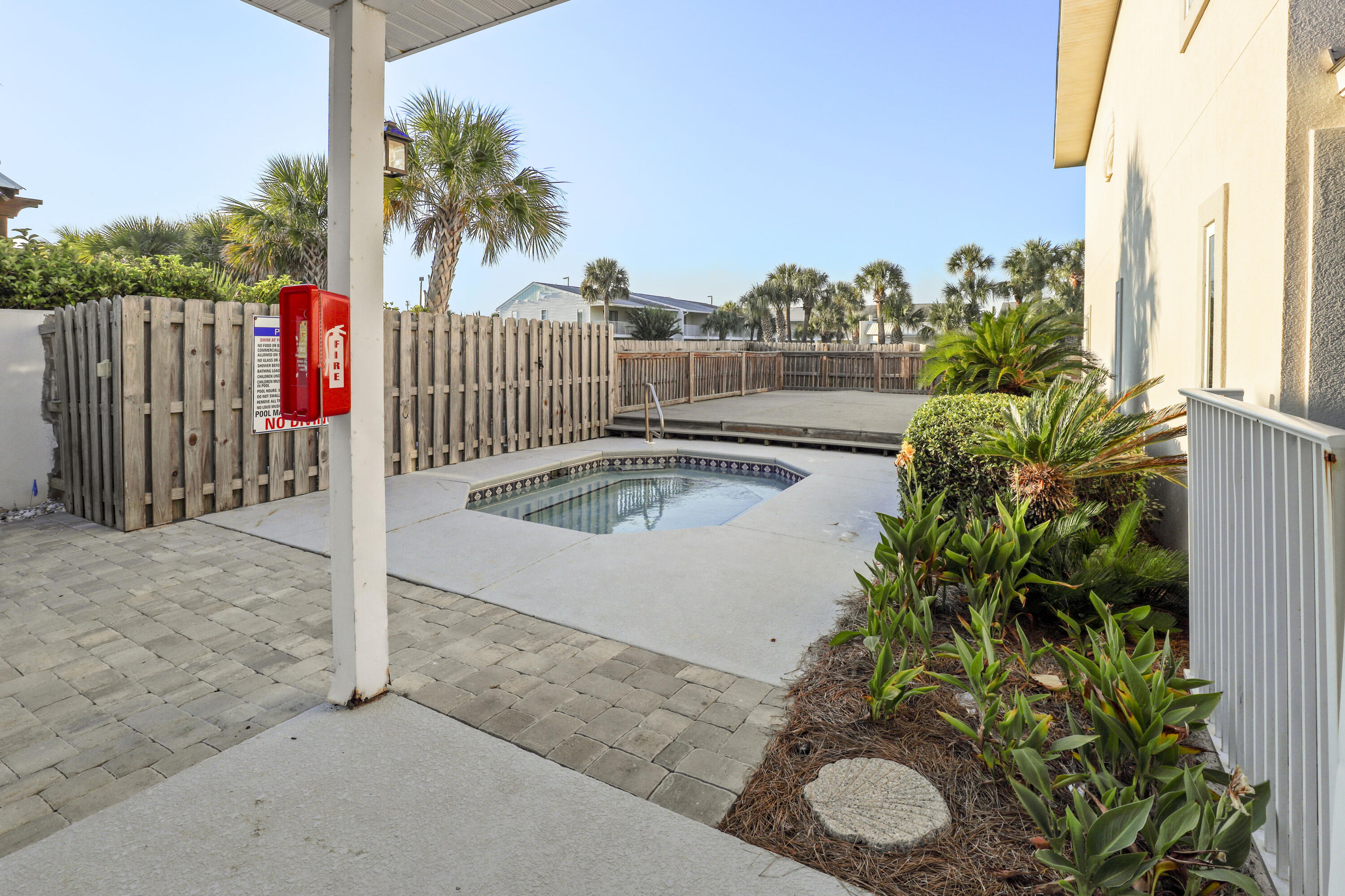 1986 Scenic Gulf Drive, # 11