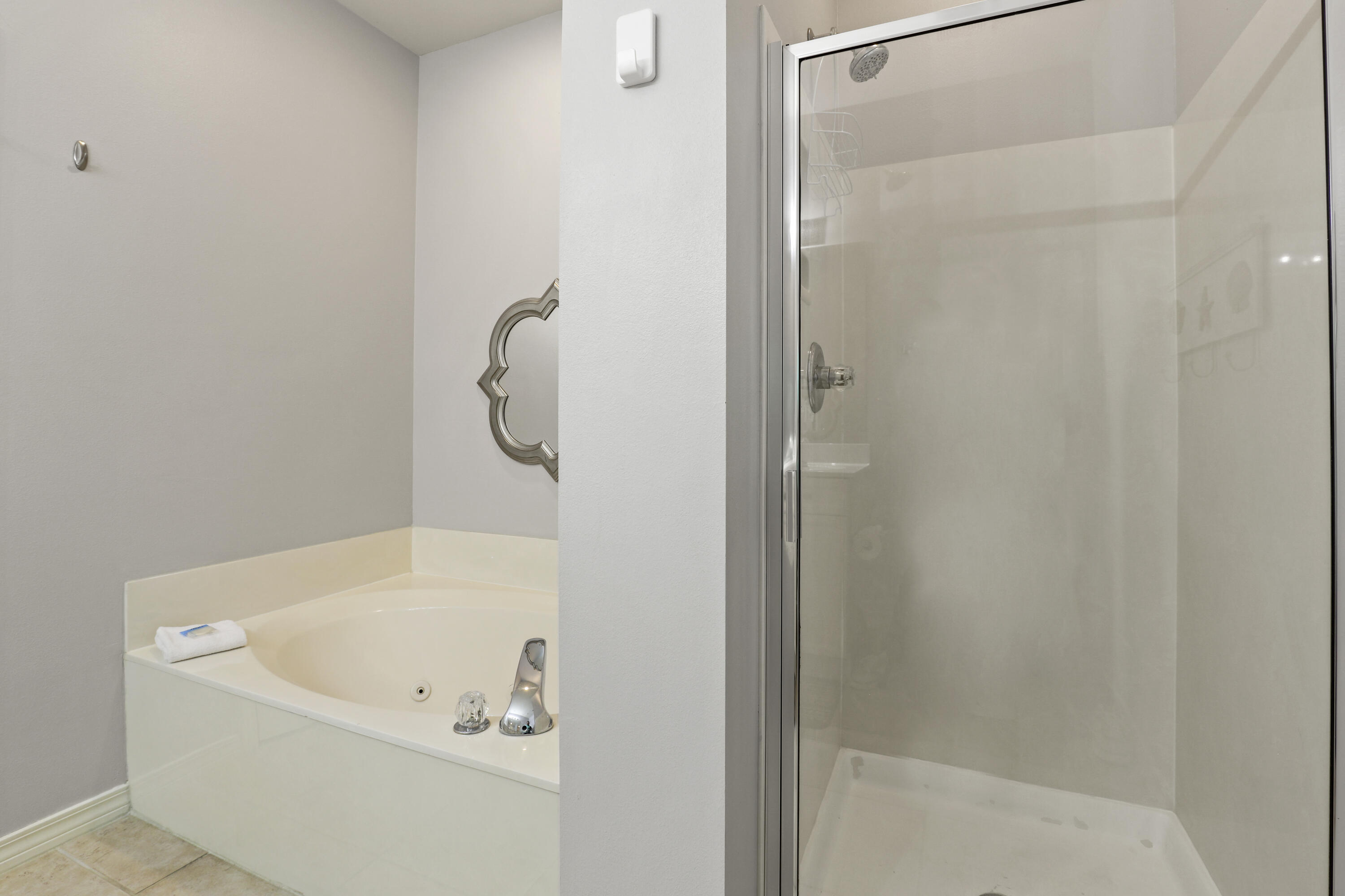 1986 Scenic Gulf Drive, # 11