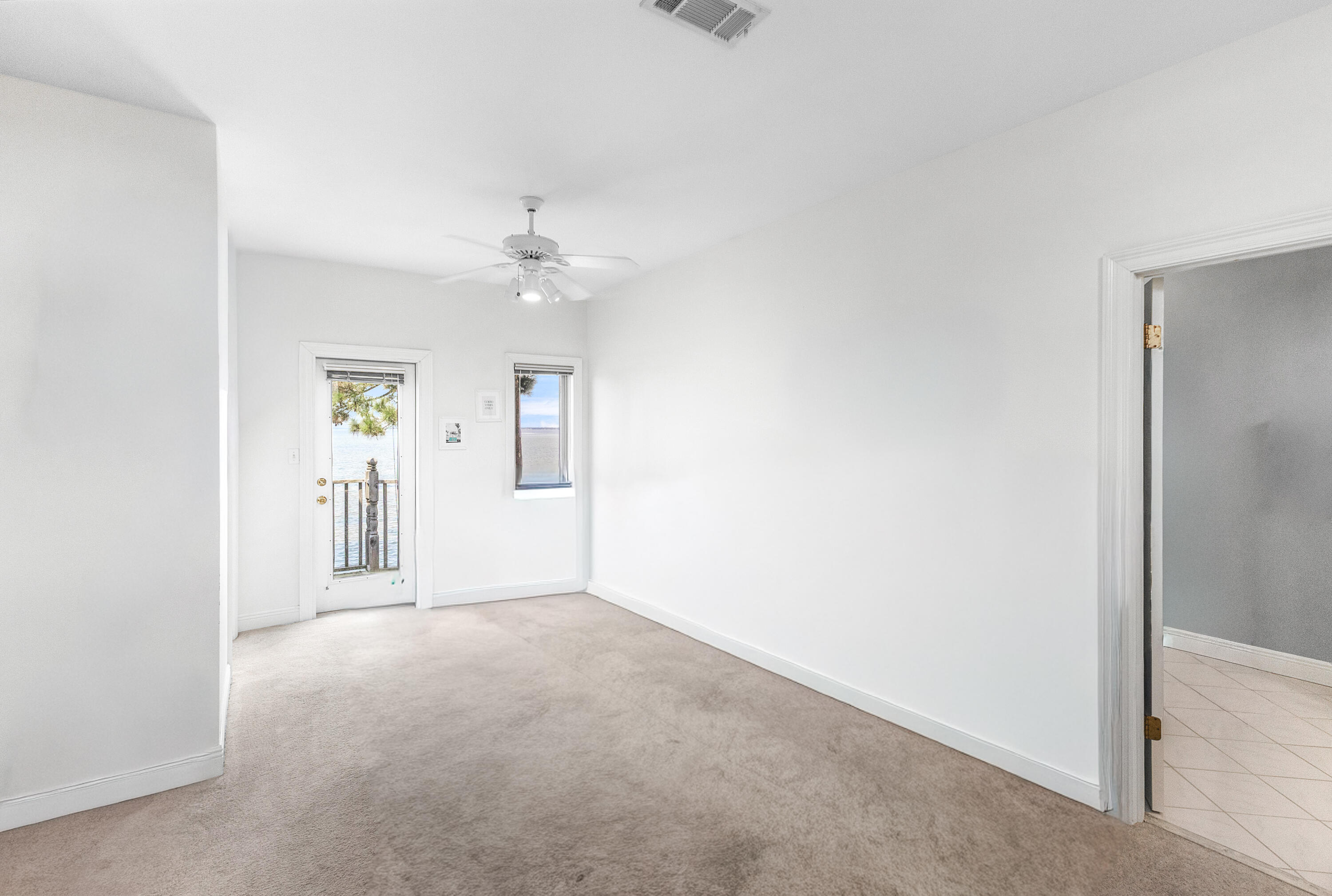 3219 Bay Estates Circle