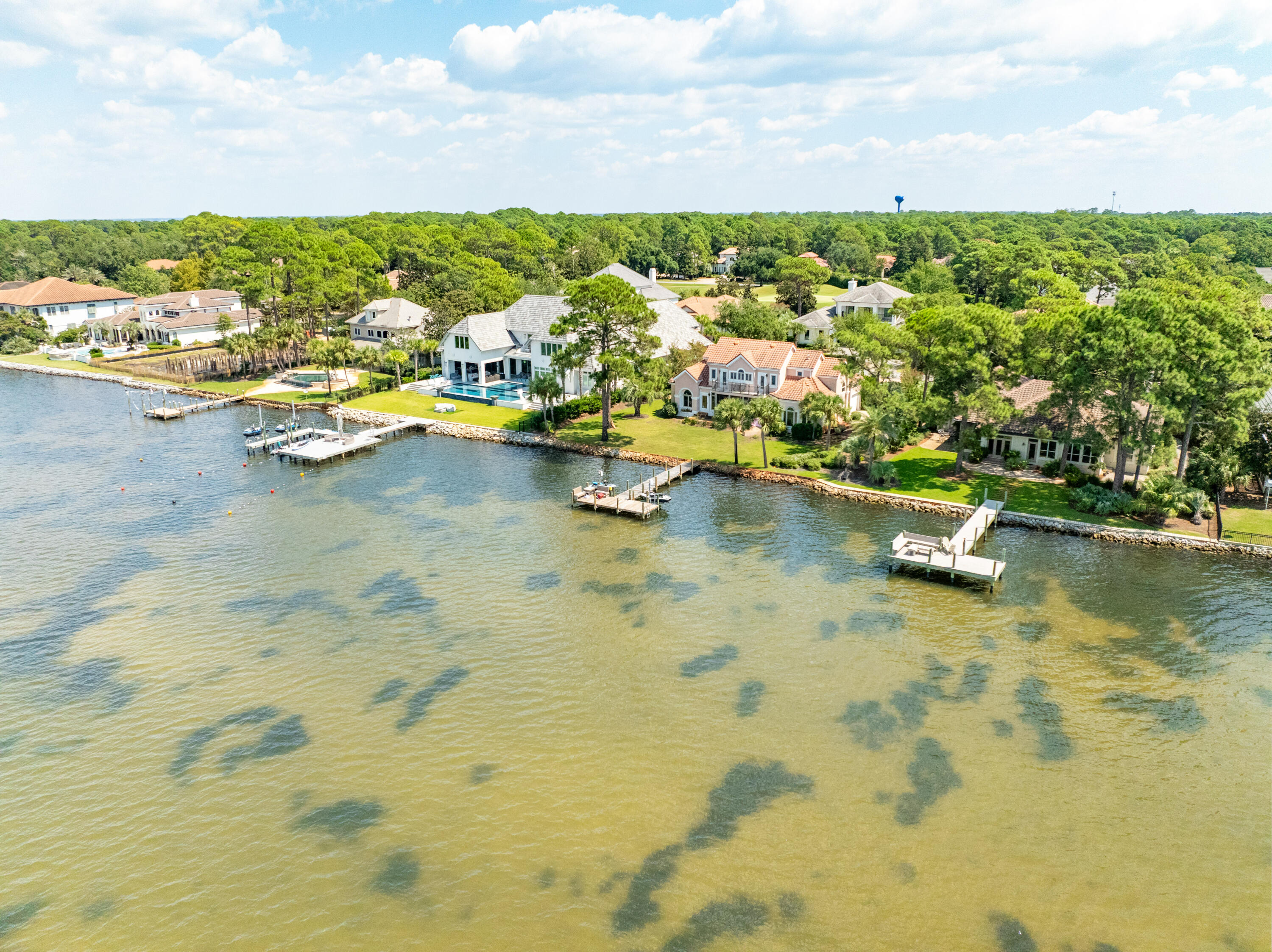 3219 Bay Estates Circle