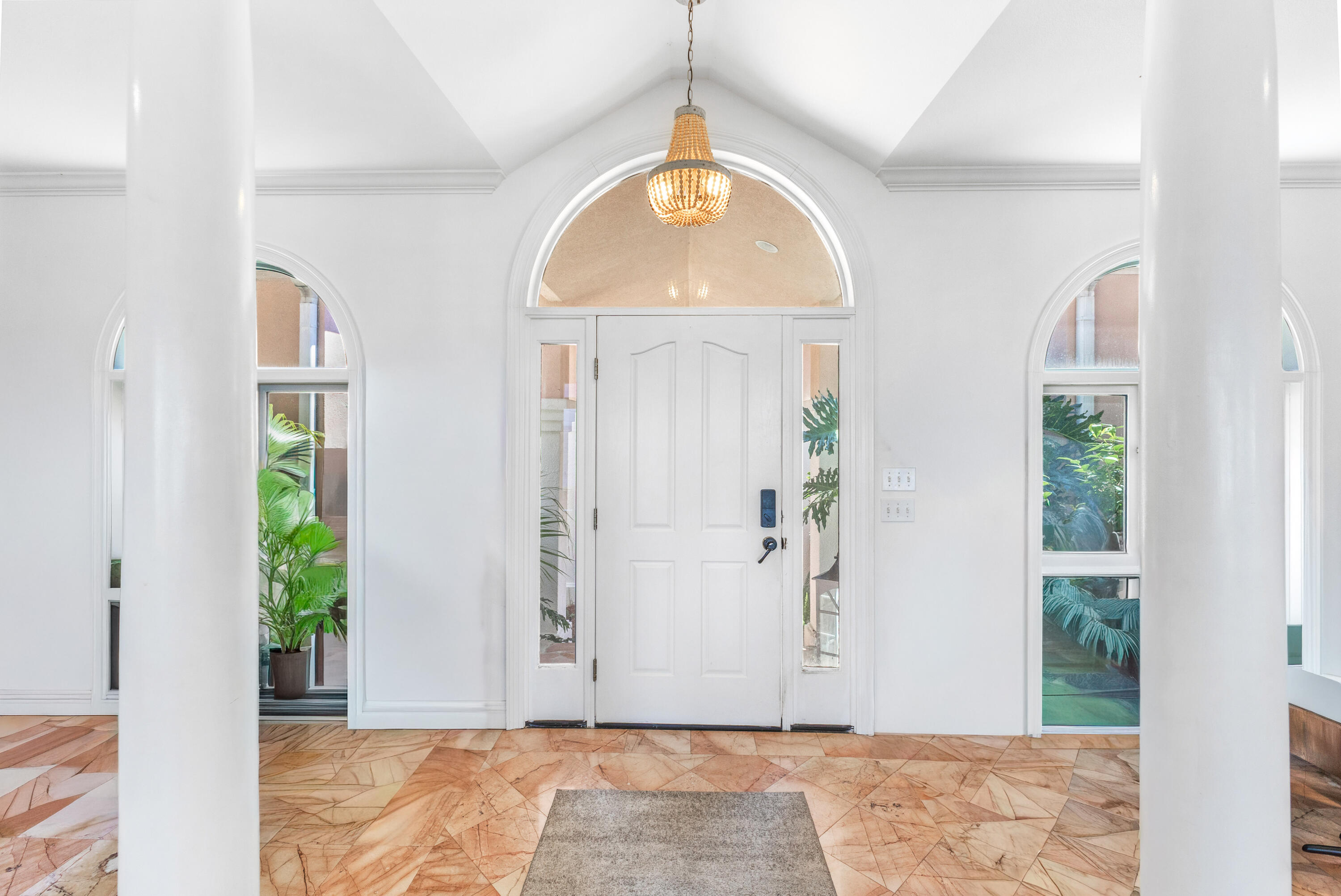 3219 Bay Estates Circle