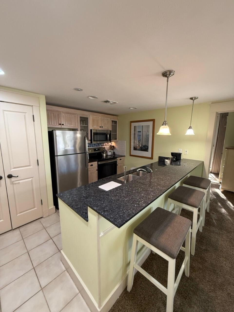 9100 Baytowne Wharf Boulevard, 350