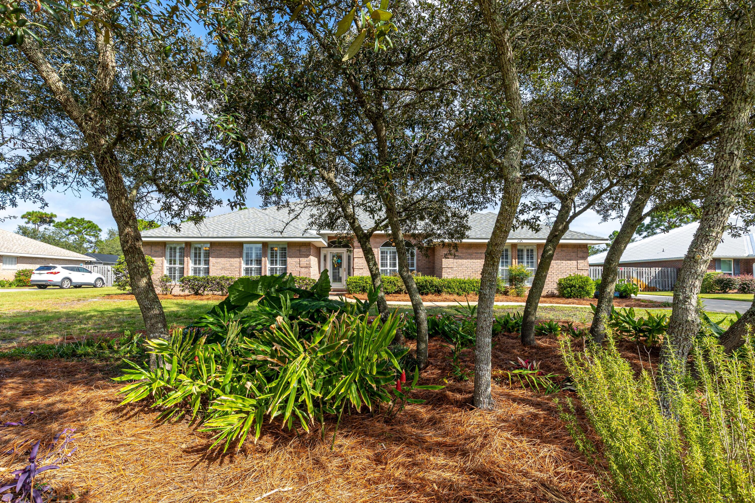 207 E Shipwreck Road