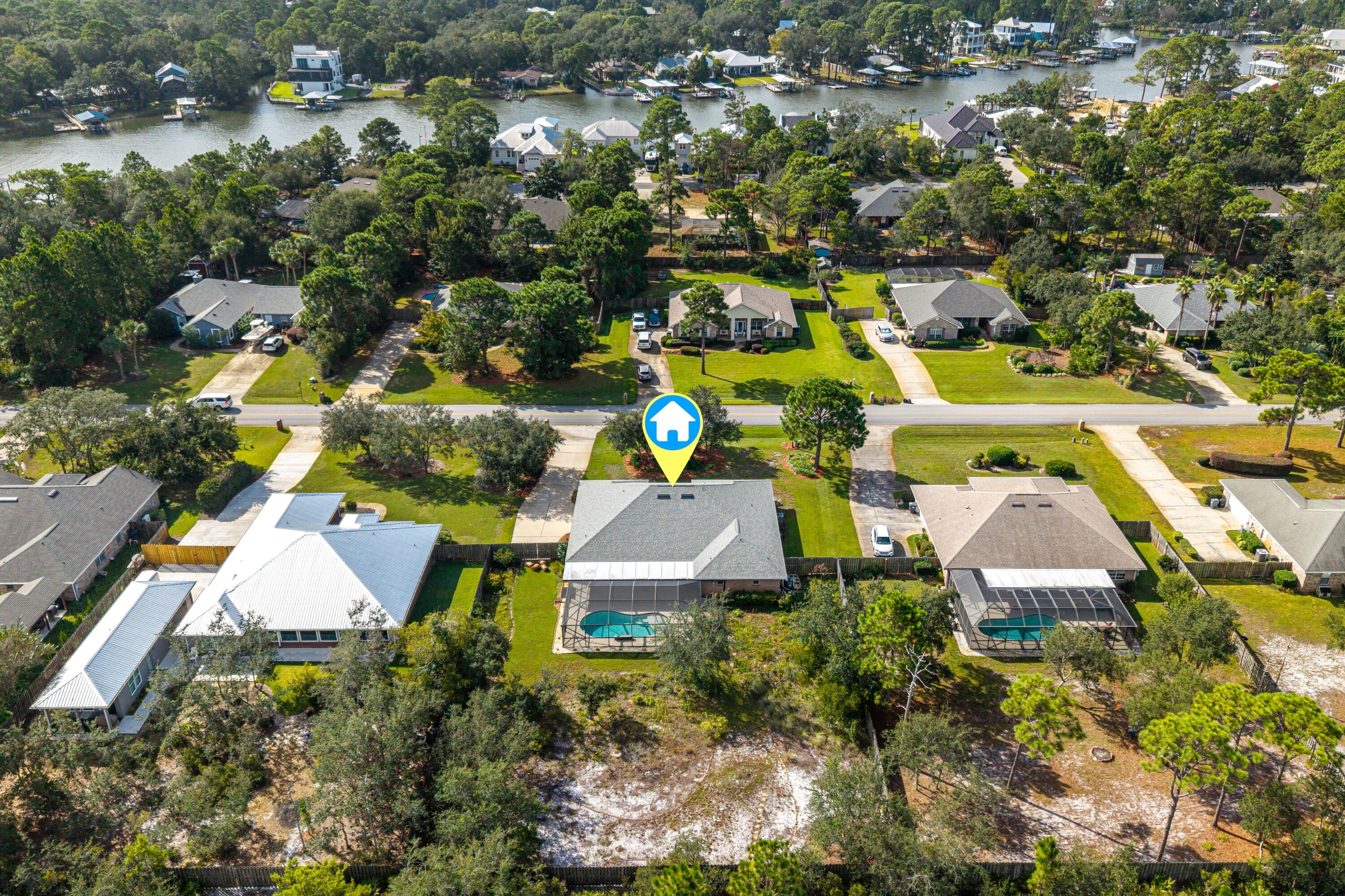 207 E Shipwreck Road