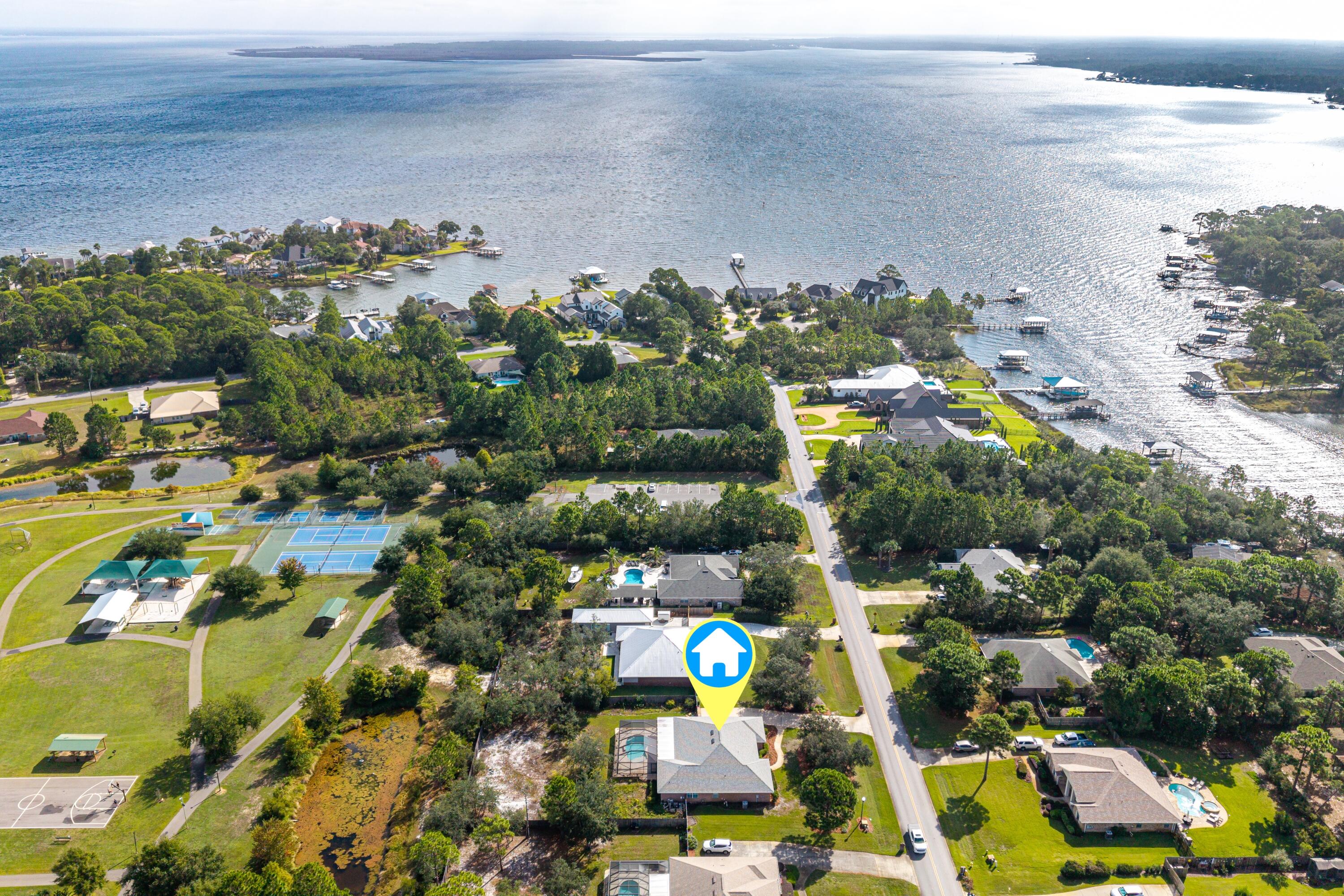 207 E Shipwreck Road