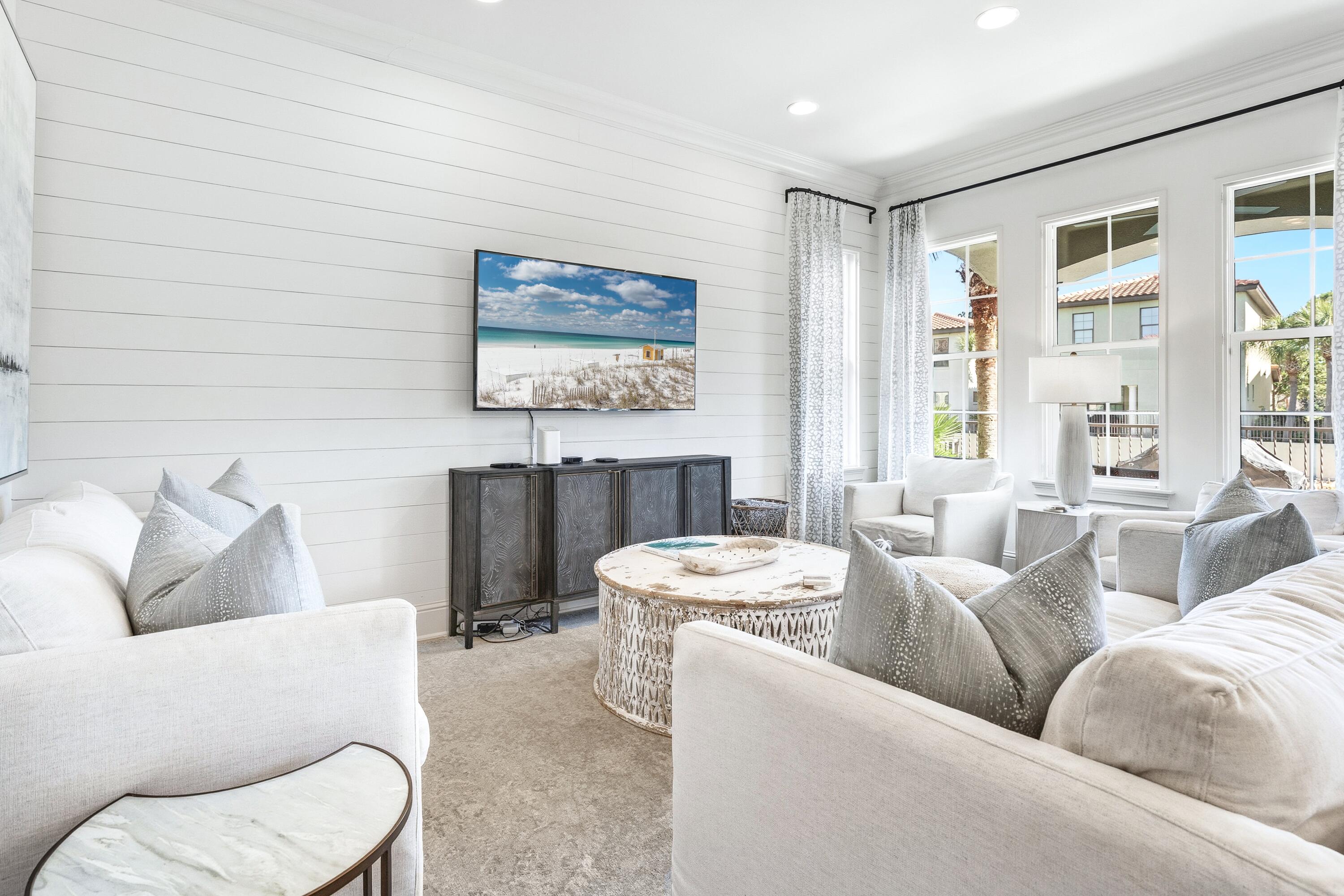 1946 Boardwalk Drive