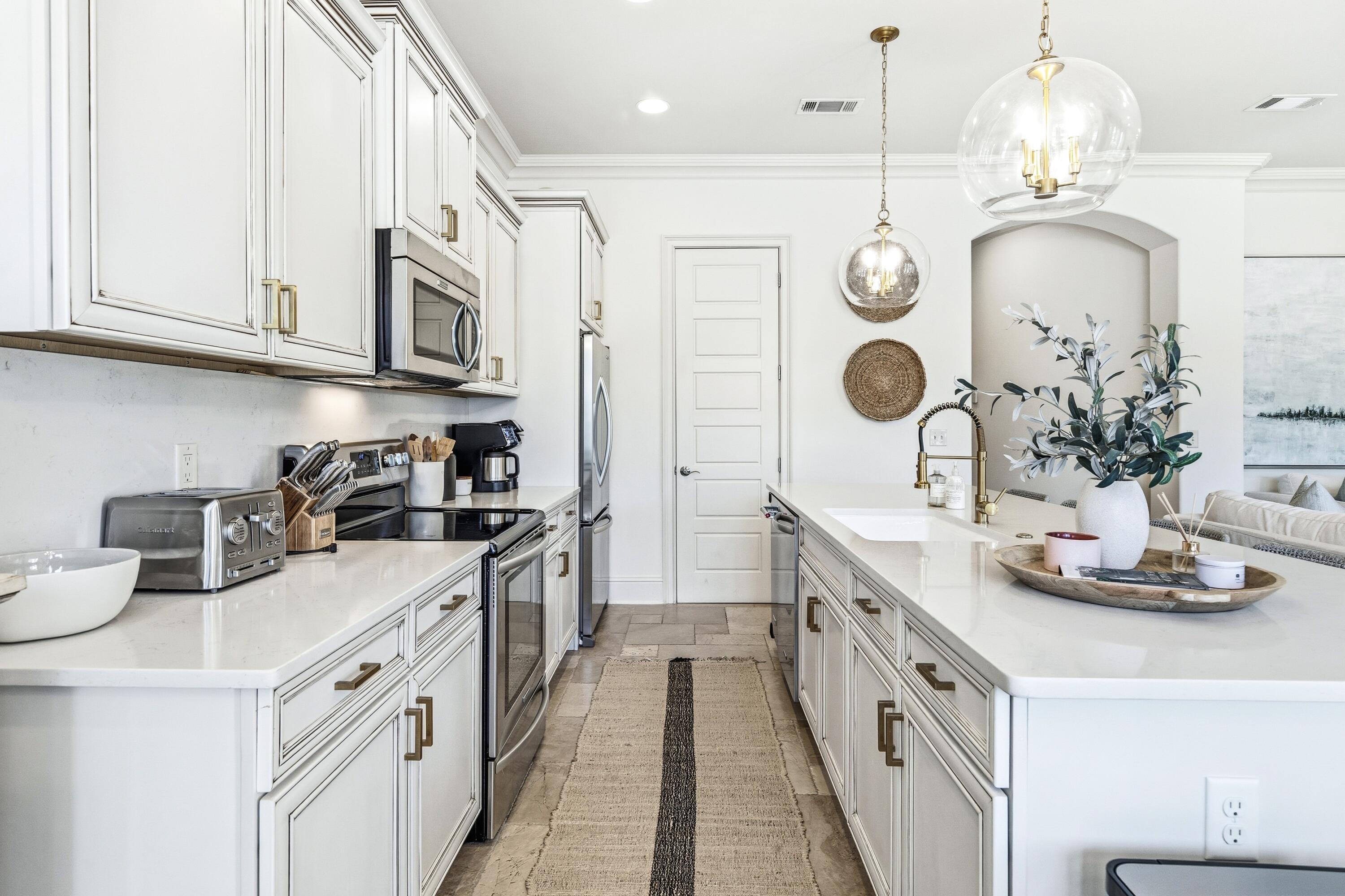 1946 Boardwalk Drive