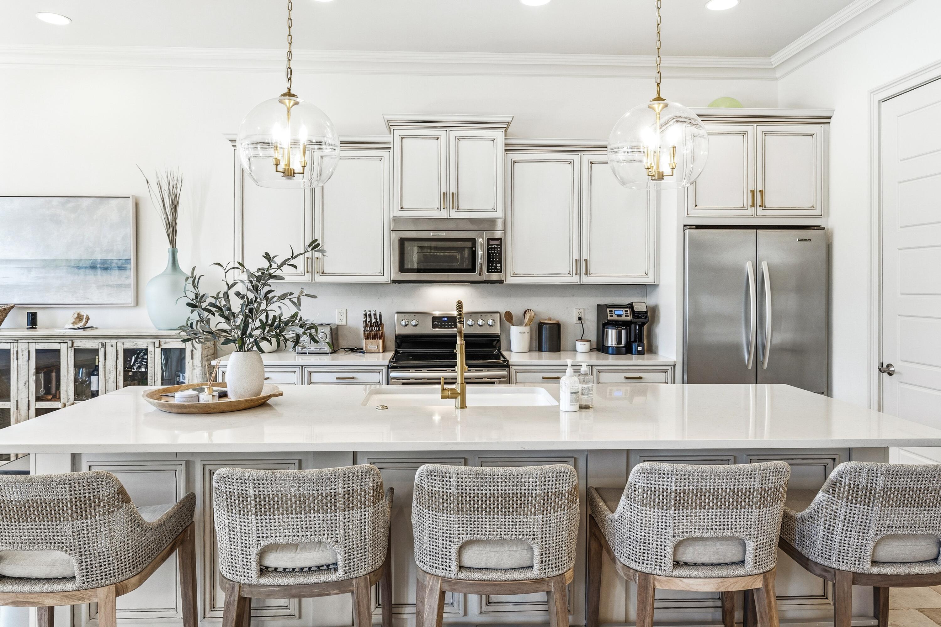 1946 Boardwalk Drive