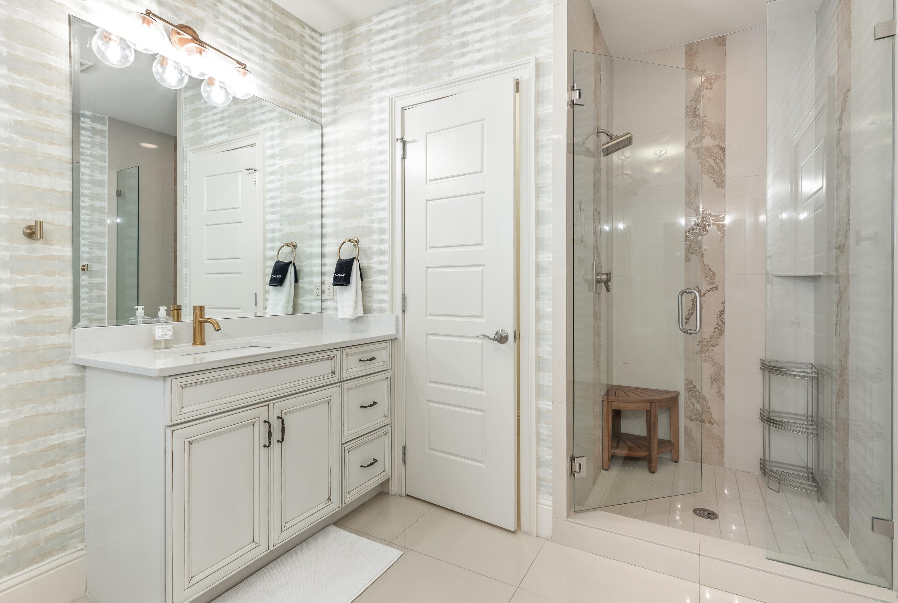 1946 Boardwalk Drive