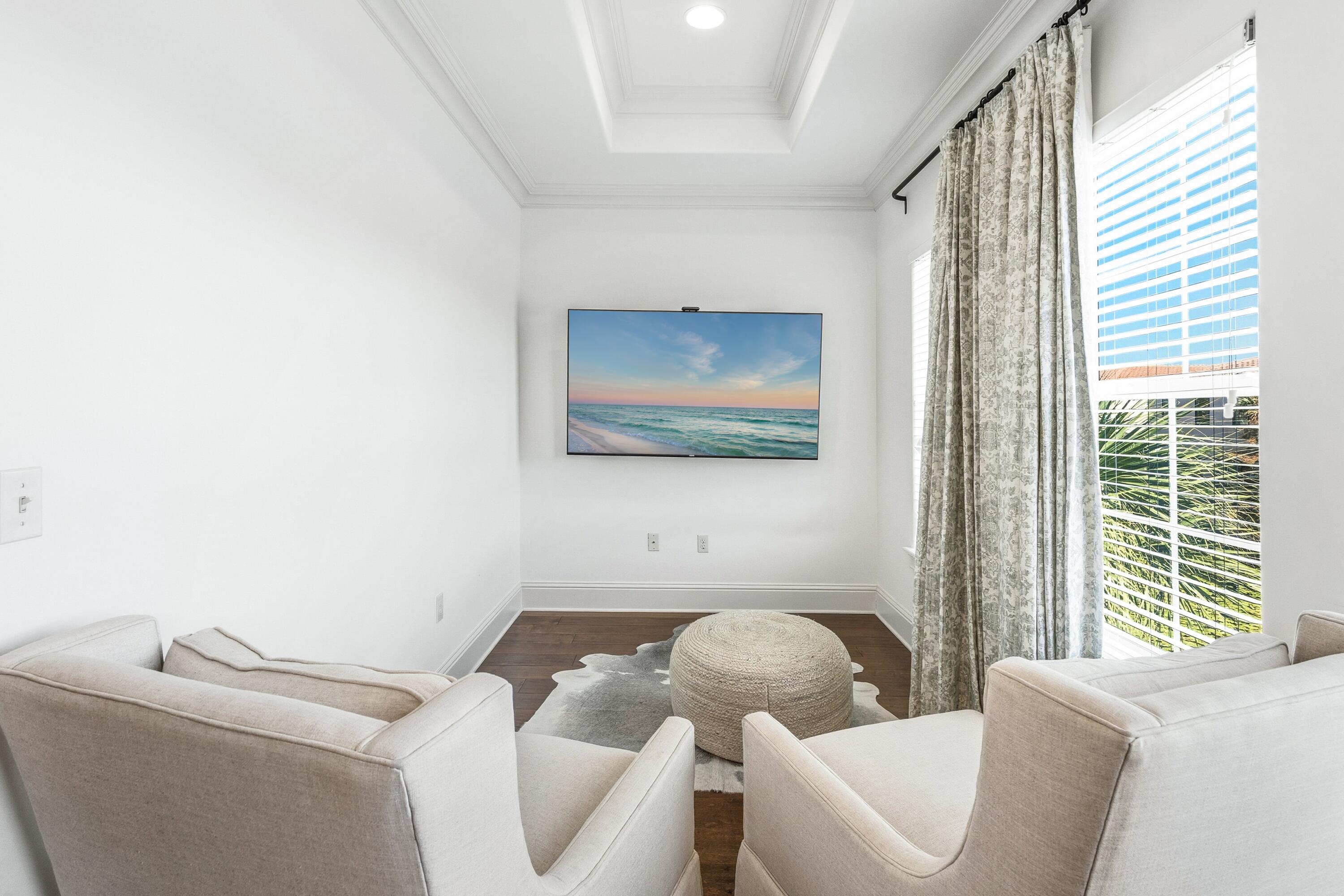 1946 Boardwalk Drive