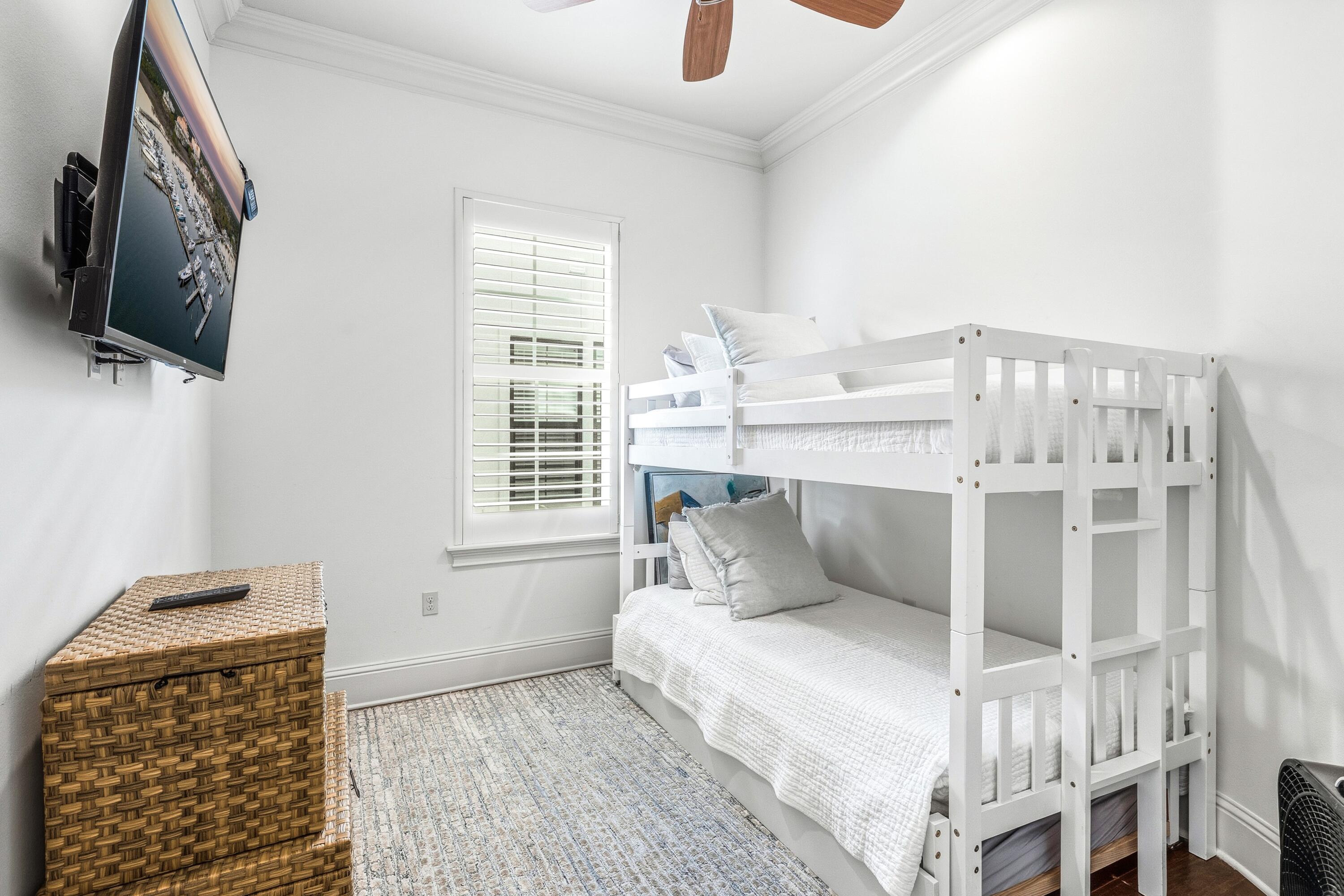 1946 Boardwalk Drive