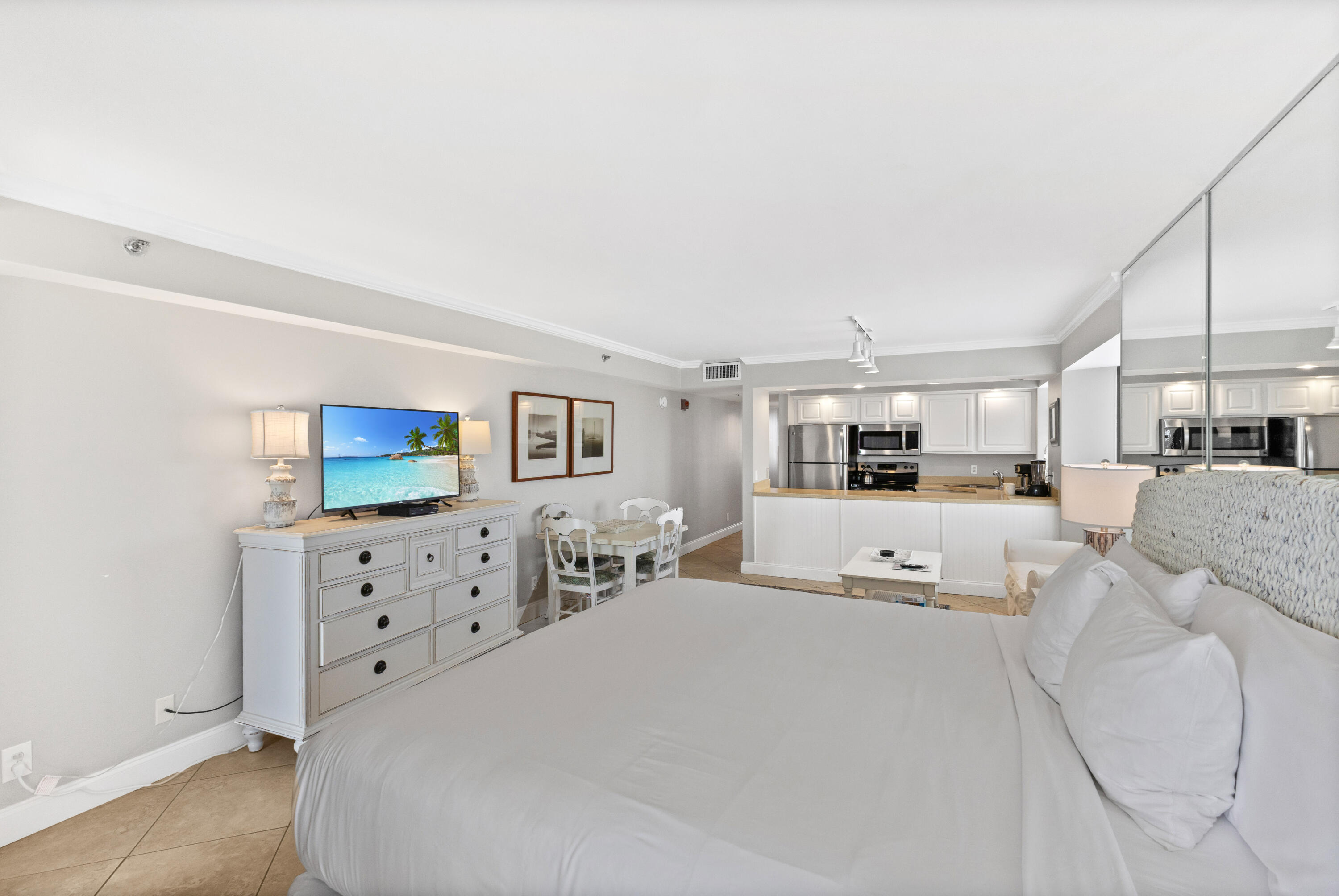 4299 Beachside II Drive, 4299