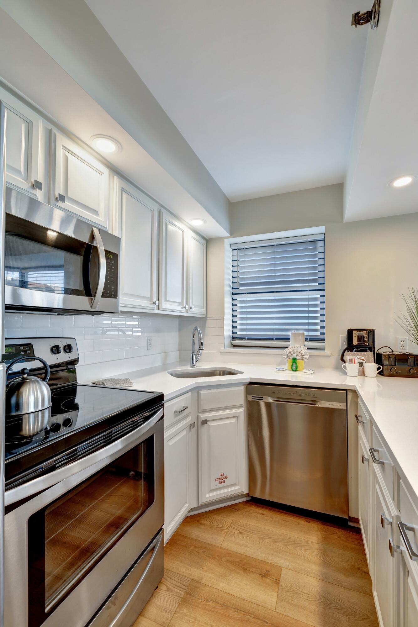 4279 Beachside II Drive, 4279