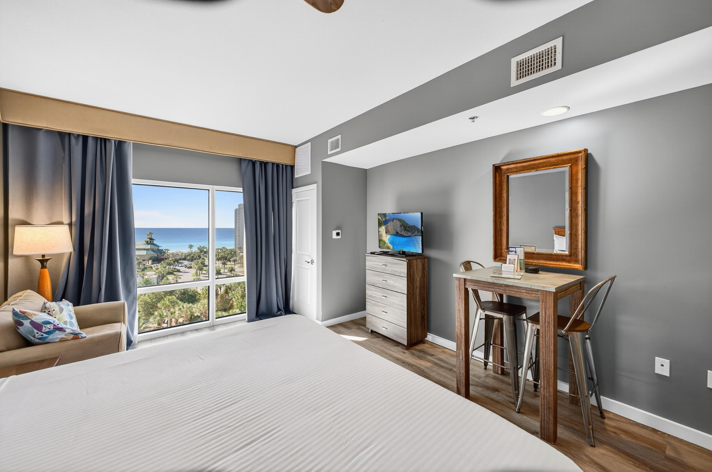 5000 S Sandestin Boulevard, 6702/6704