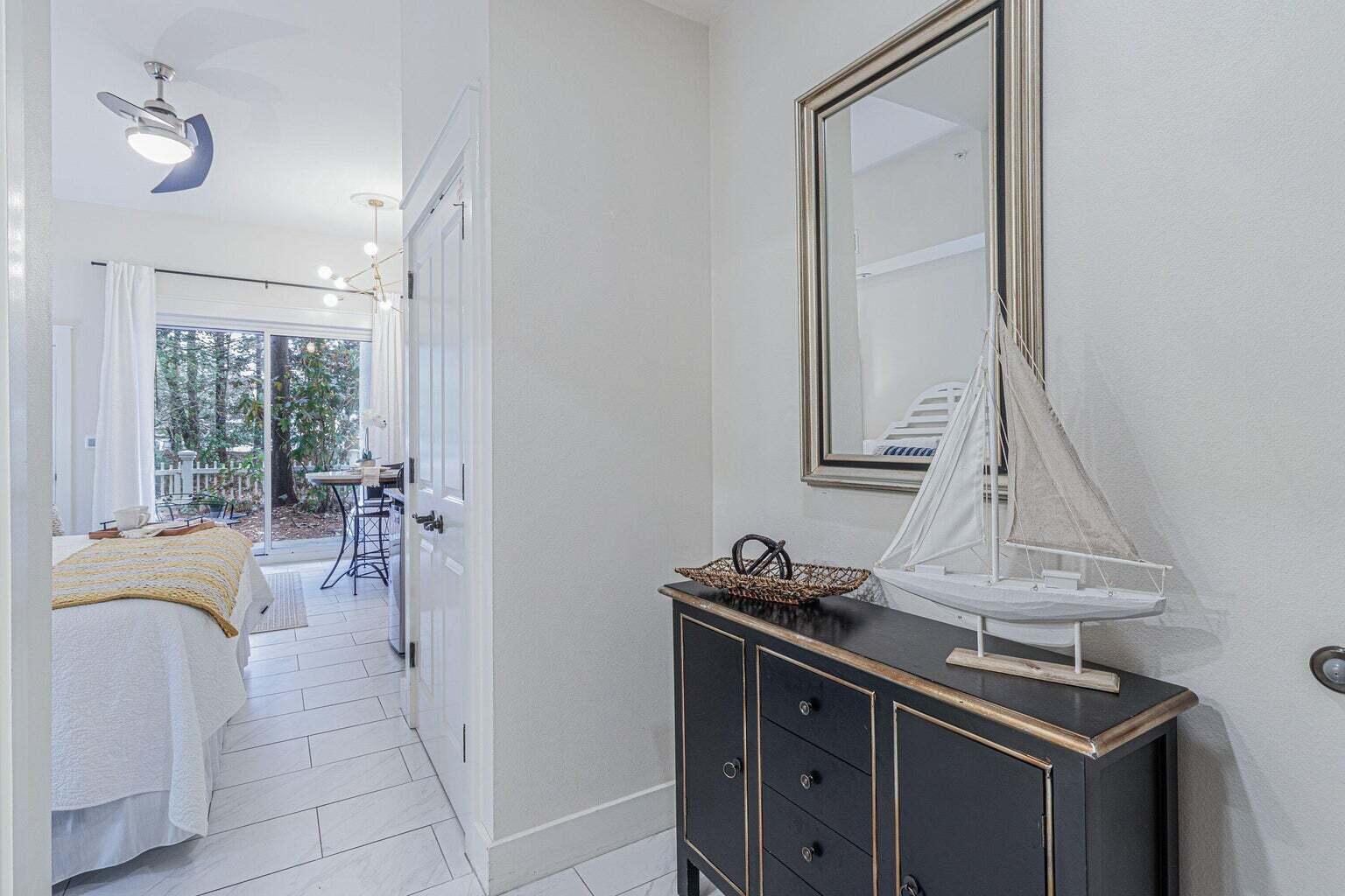 9300 Baytowne Wharf Boulevard, 123