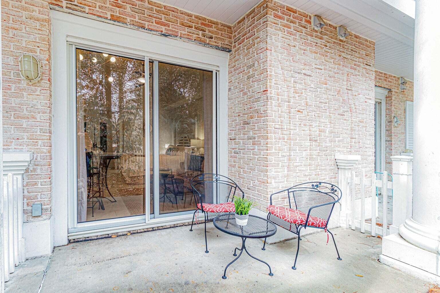 9300 Baytowne Wharf Boulevard, 123