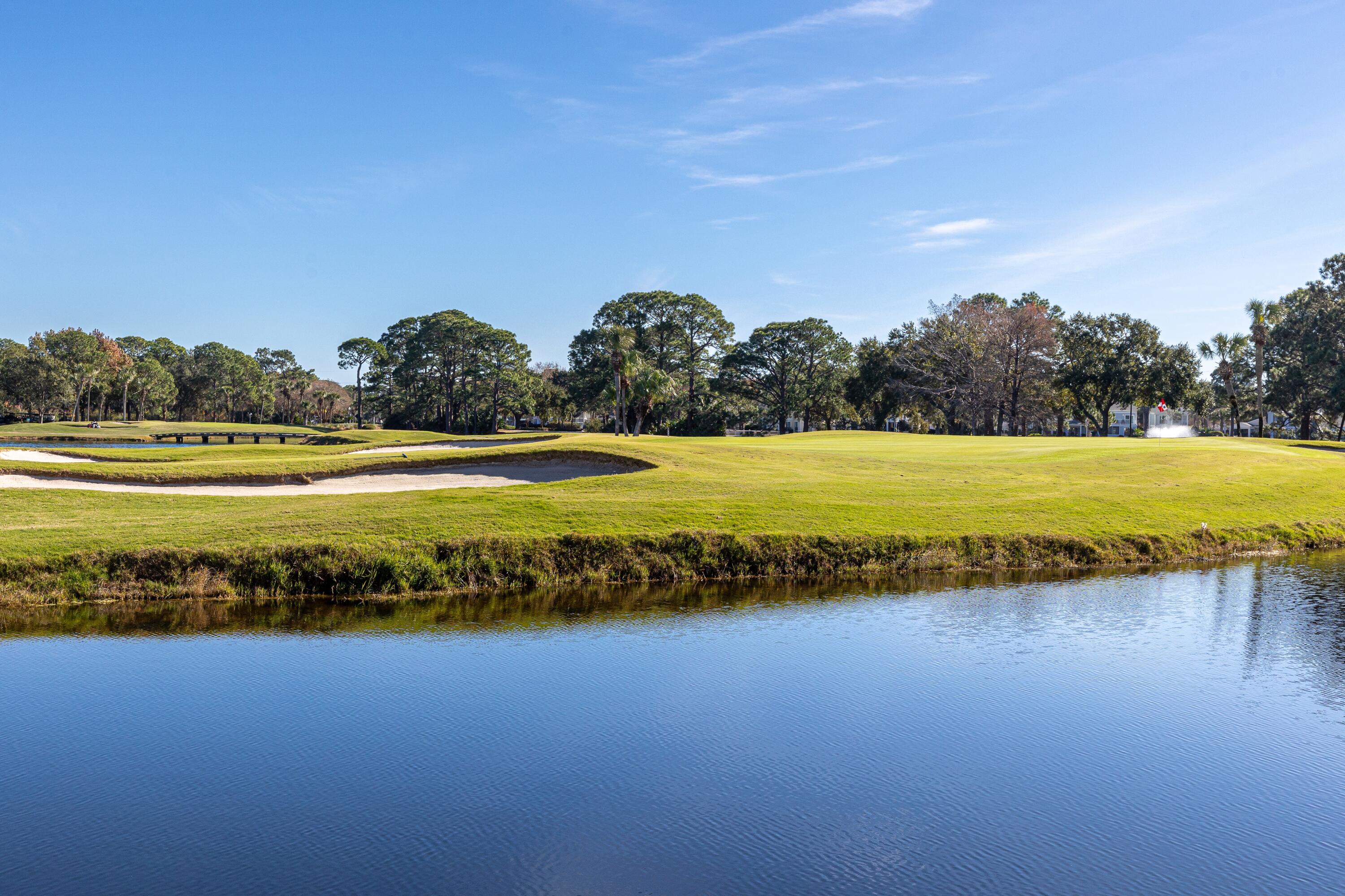 982 Northshore Drive