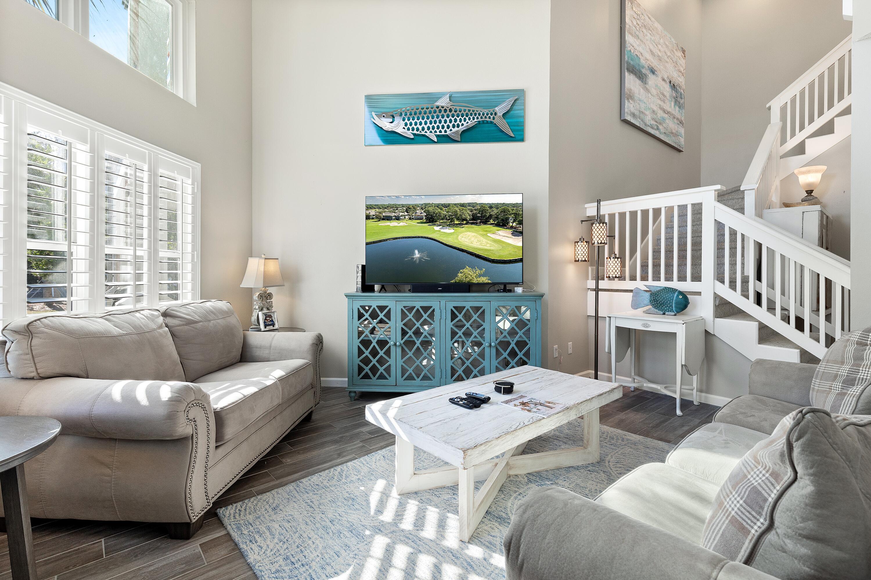 982 Northshore Drive