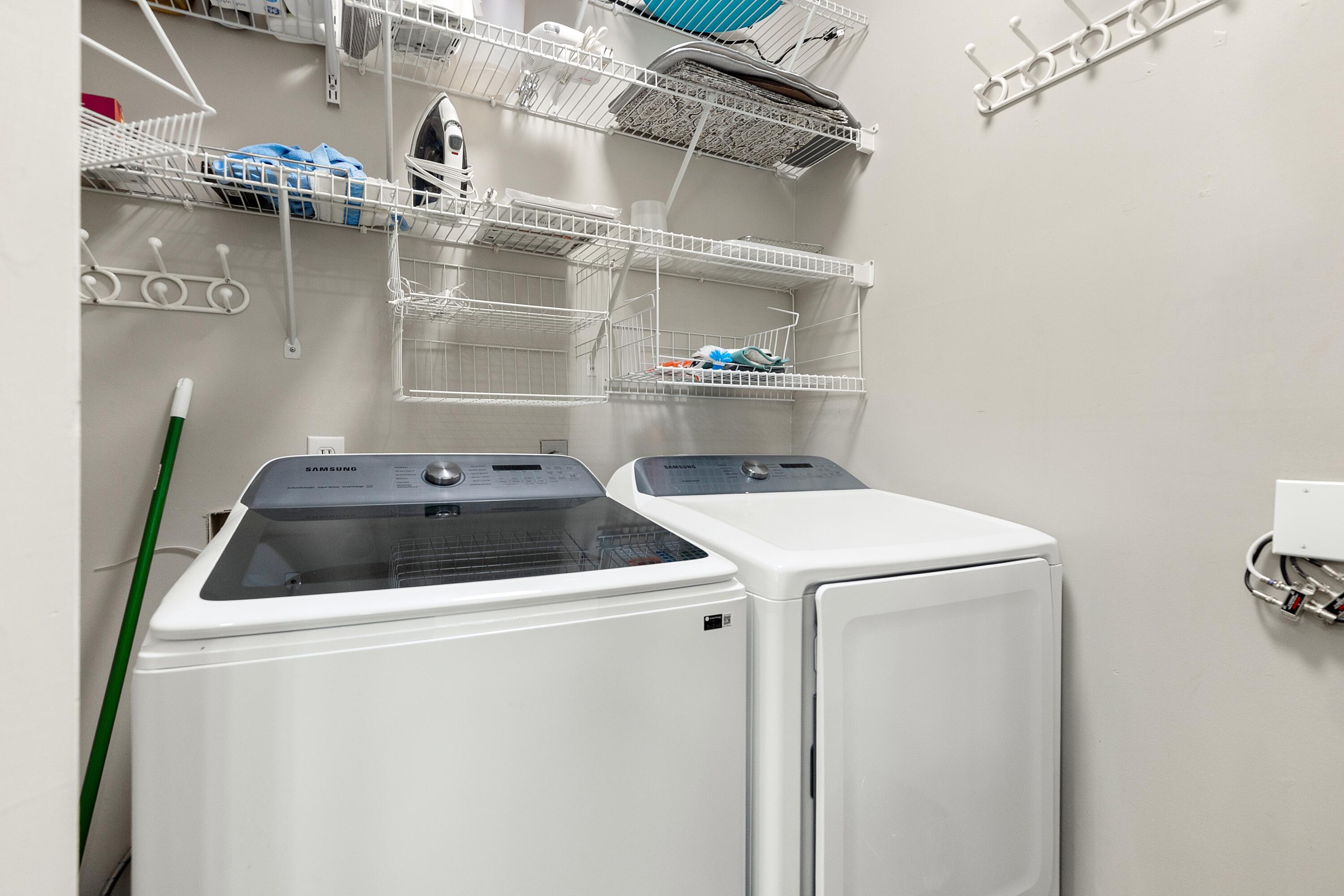 982 Northshore Drive