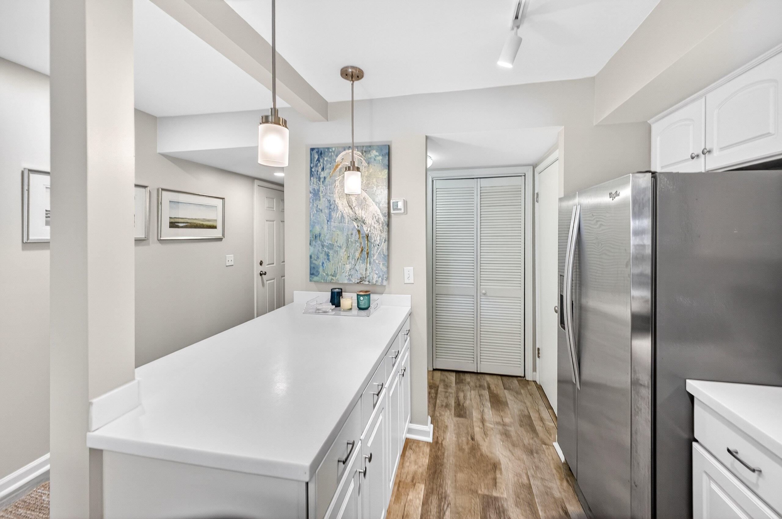 900 Harbour Point Lane 900