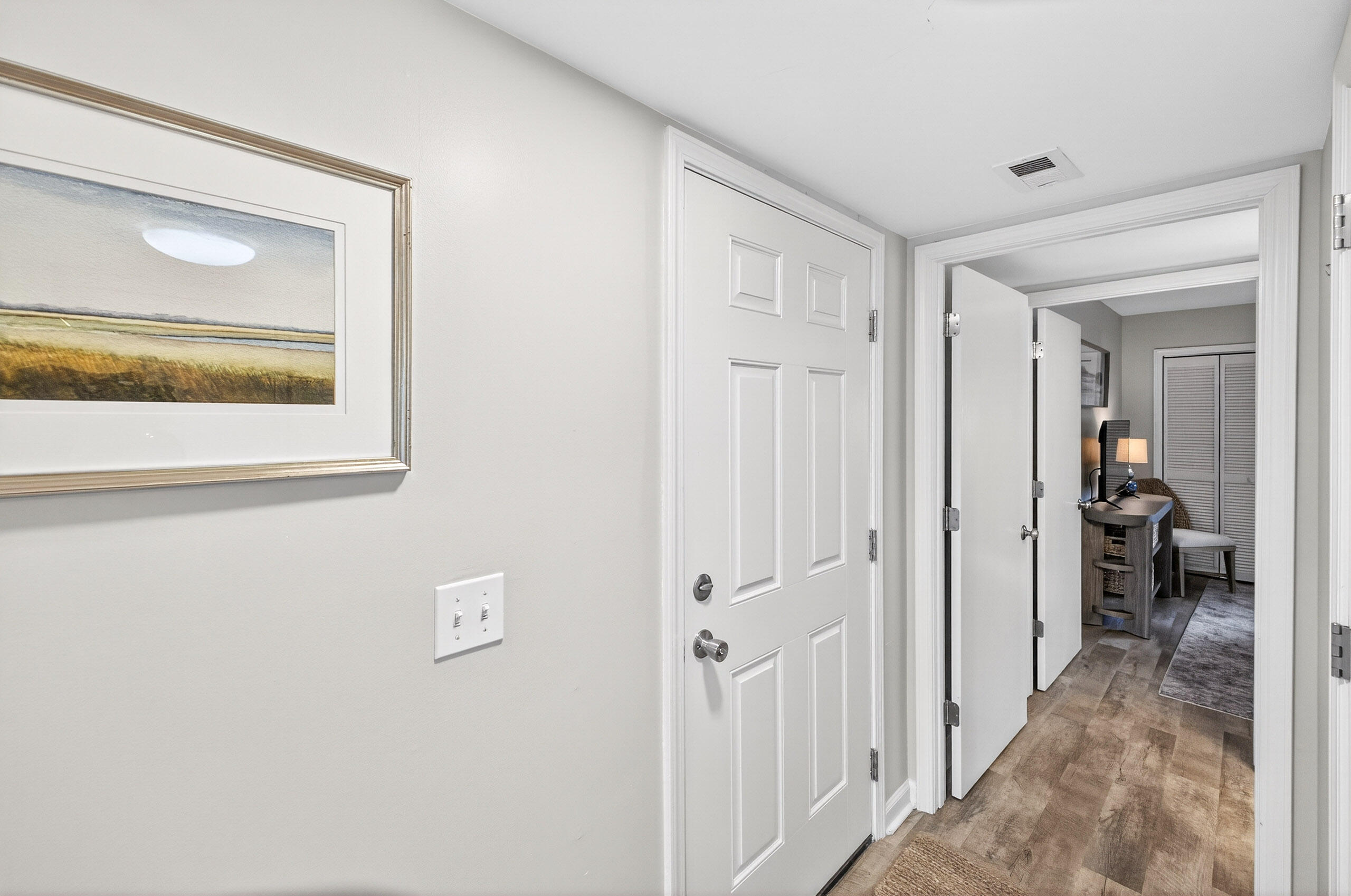 900 Harbour Point Lane 900