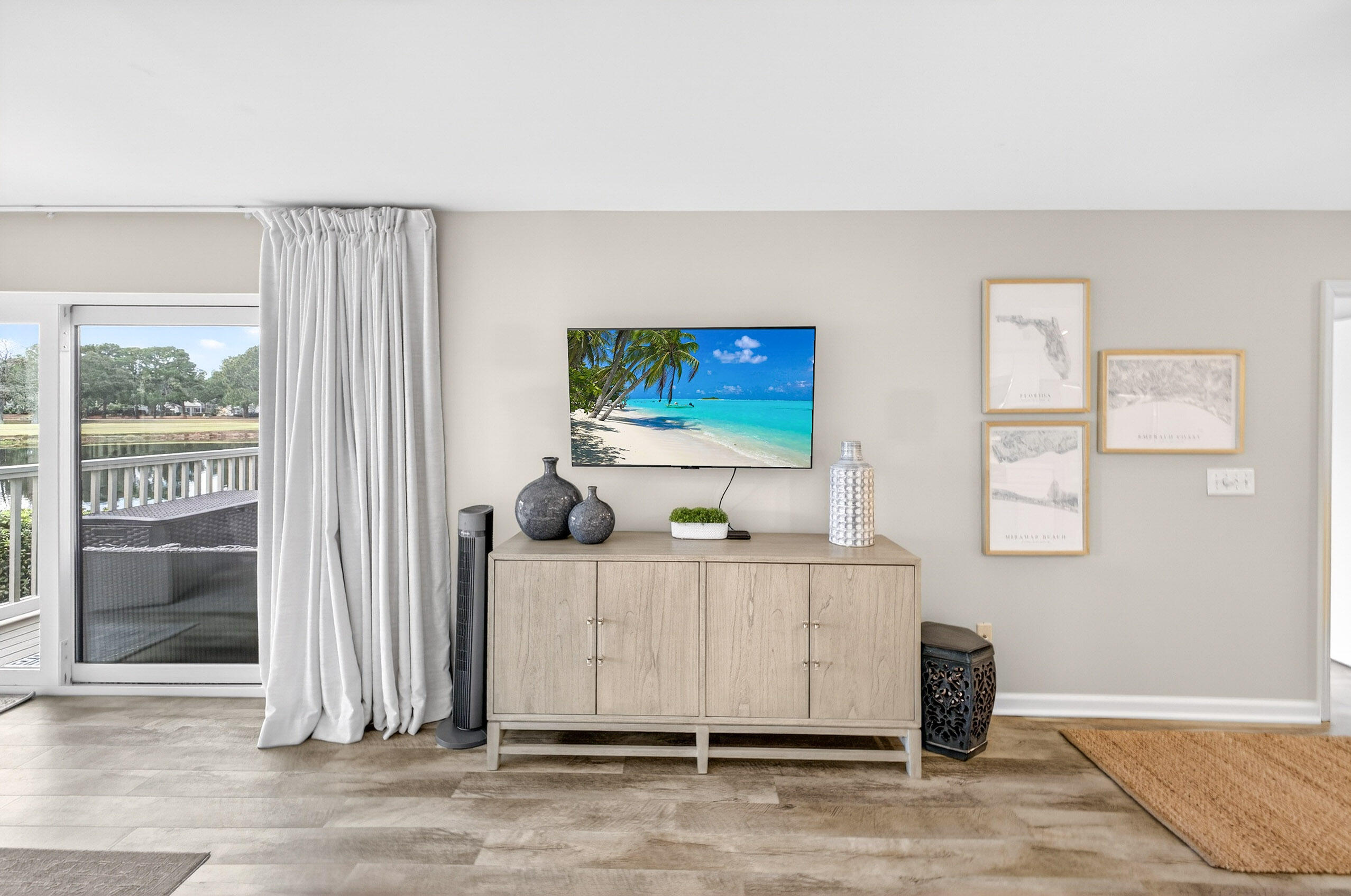 900 Harbour Point Lane 900