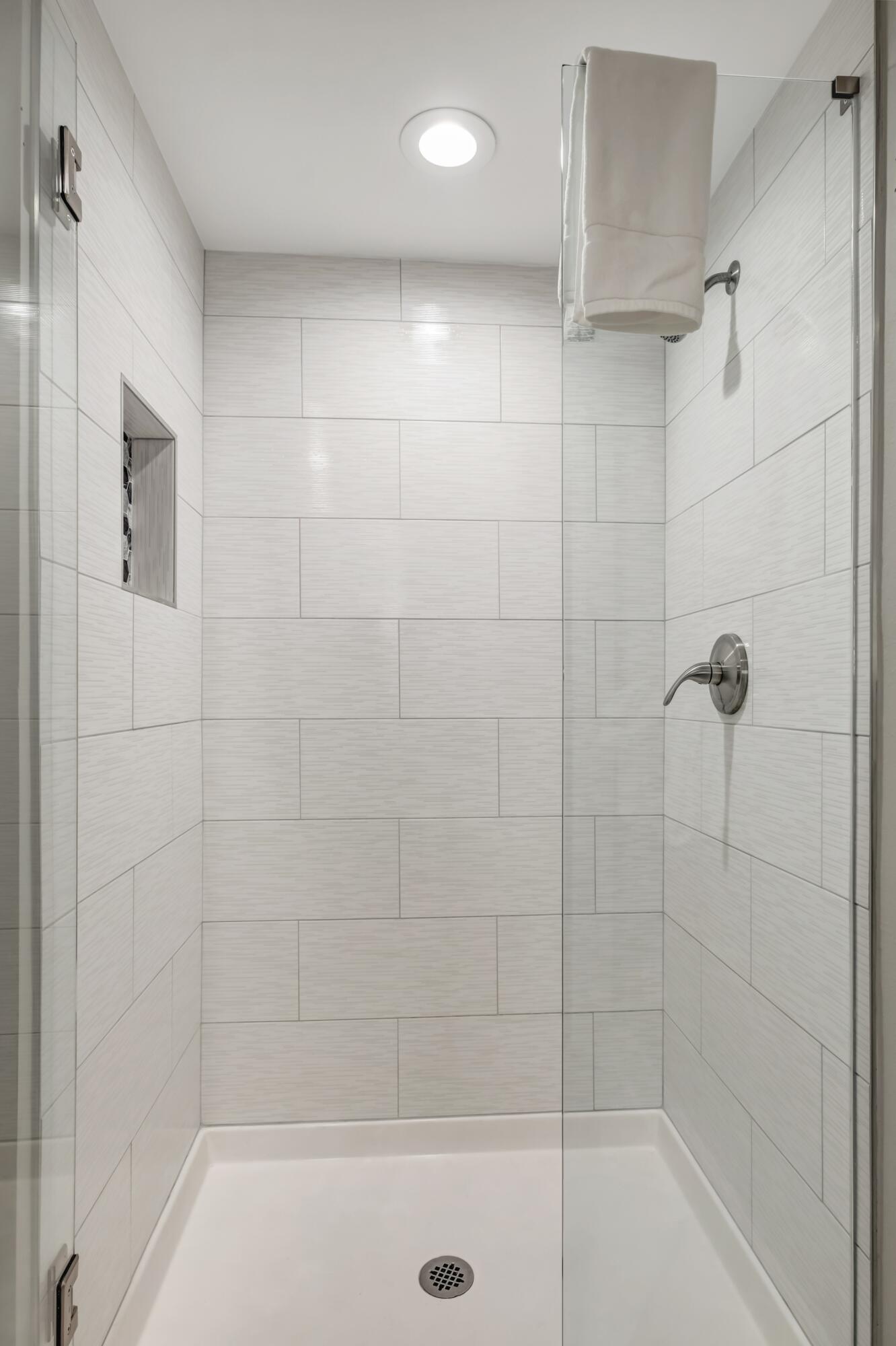 9100 Baytowne Wharf Blvd 558