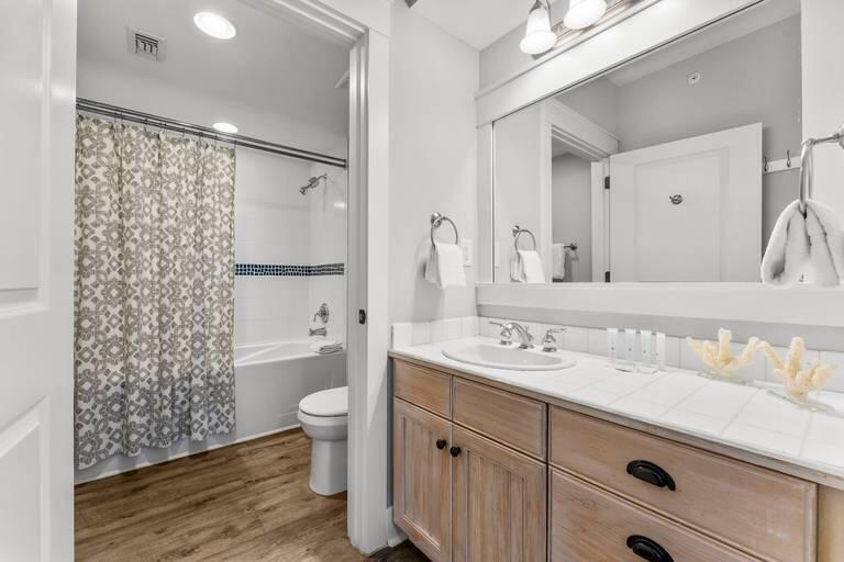 9200 Baytowne Wharf Boulevard 341