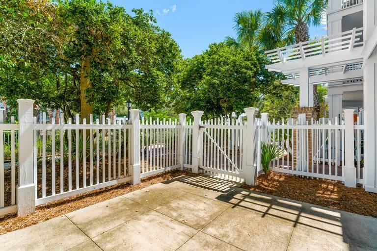 9200 Baytowne Wharf Boulevard 341