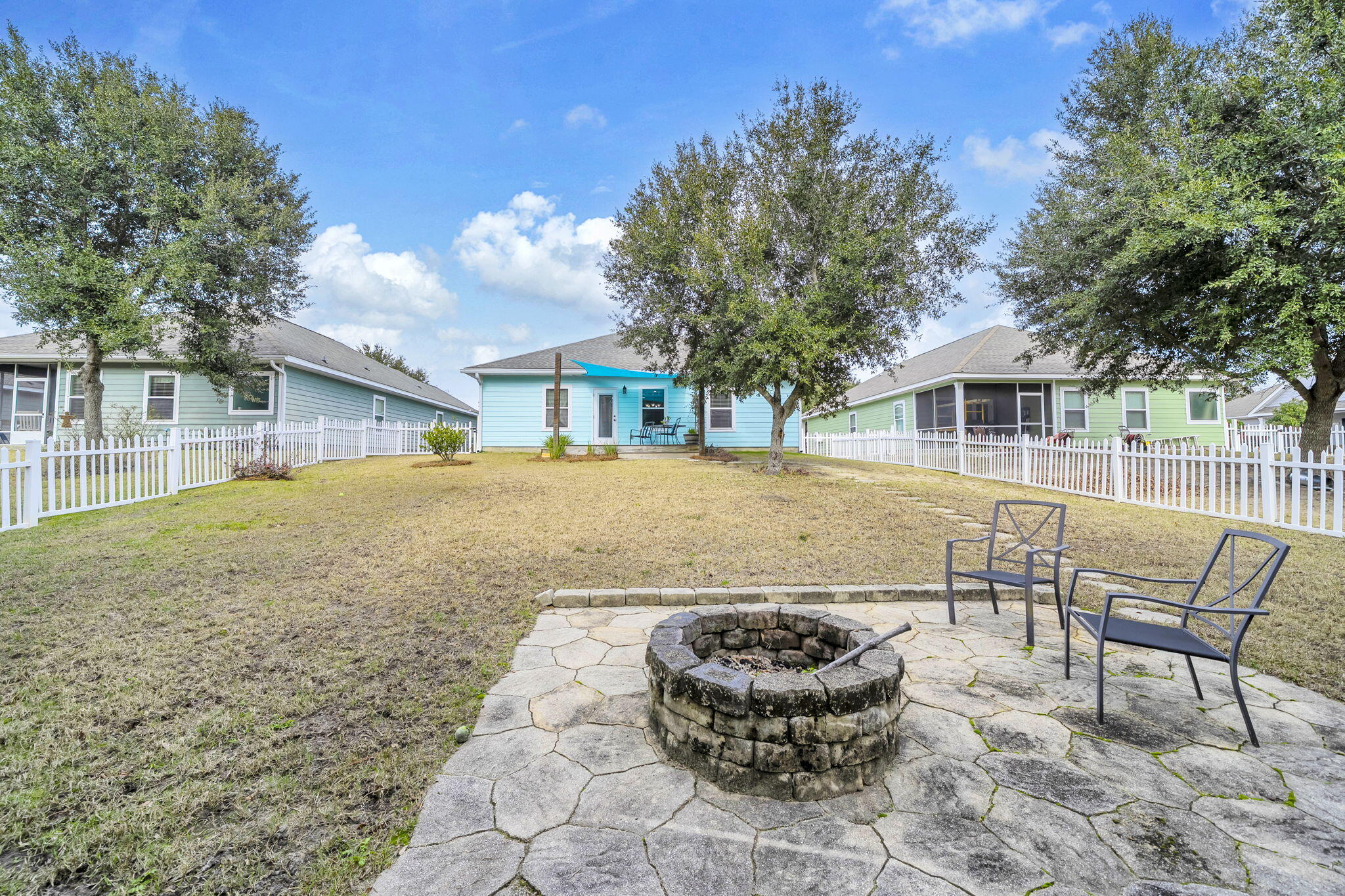507 Fanny Ann Way