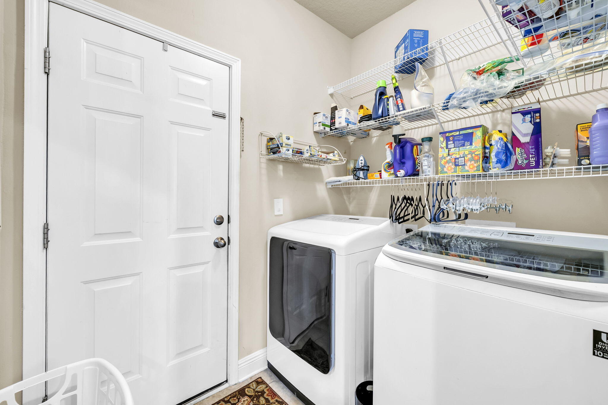 507 Fanny Ann Way