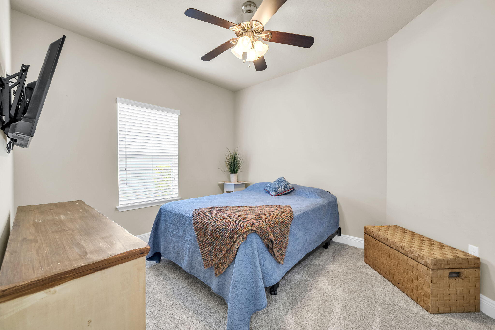 507 Fanny Ann Way