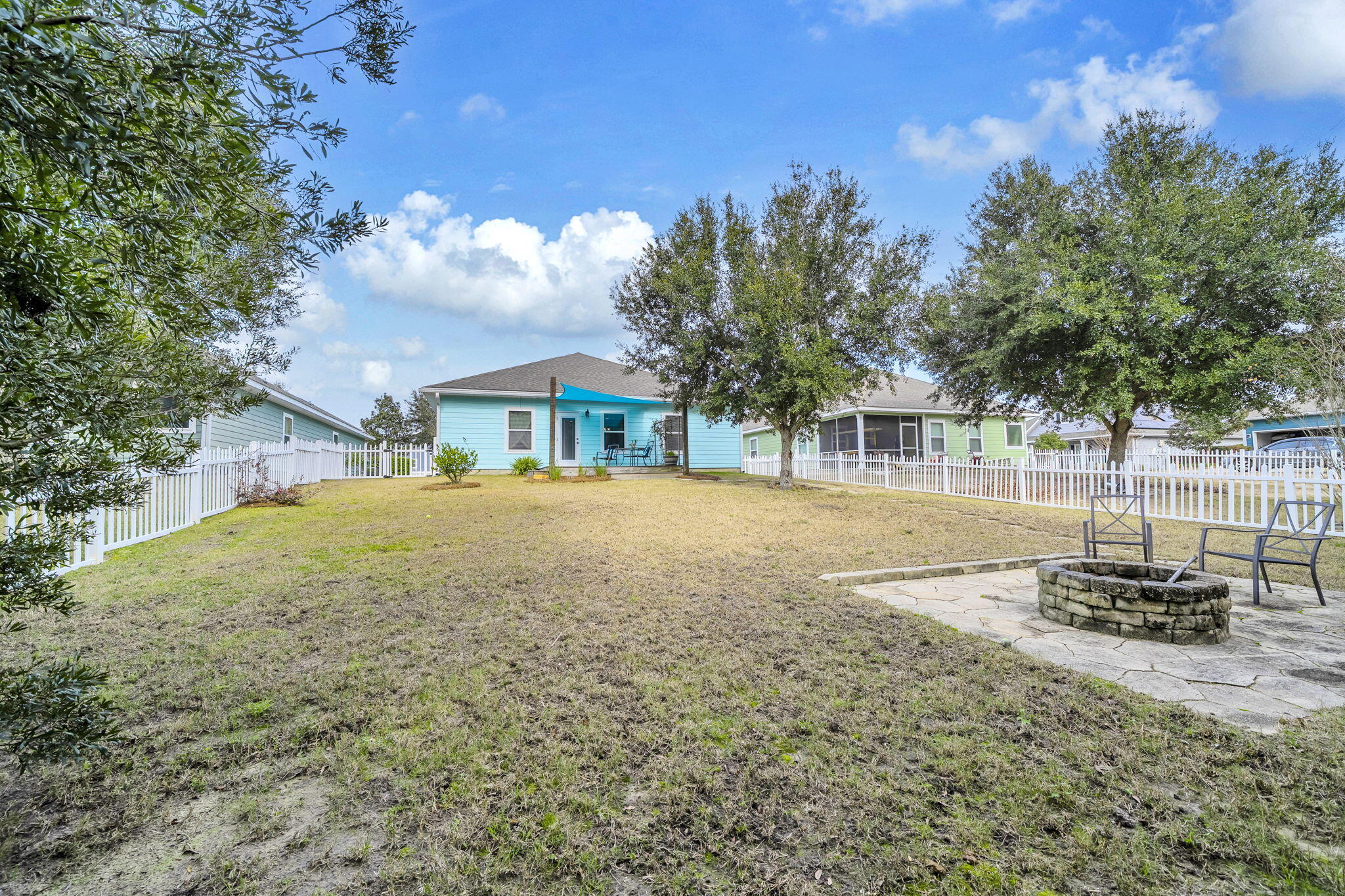 507 Fanny Ann Way