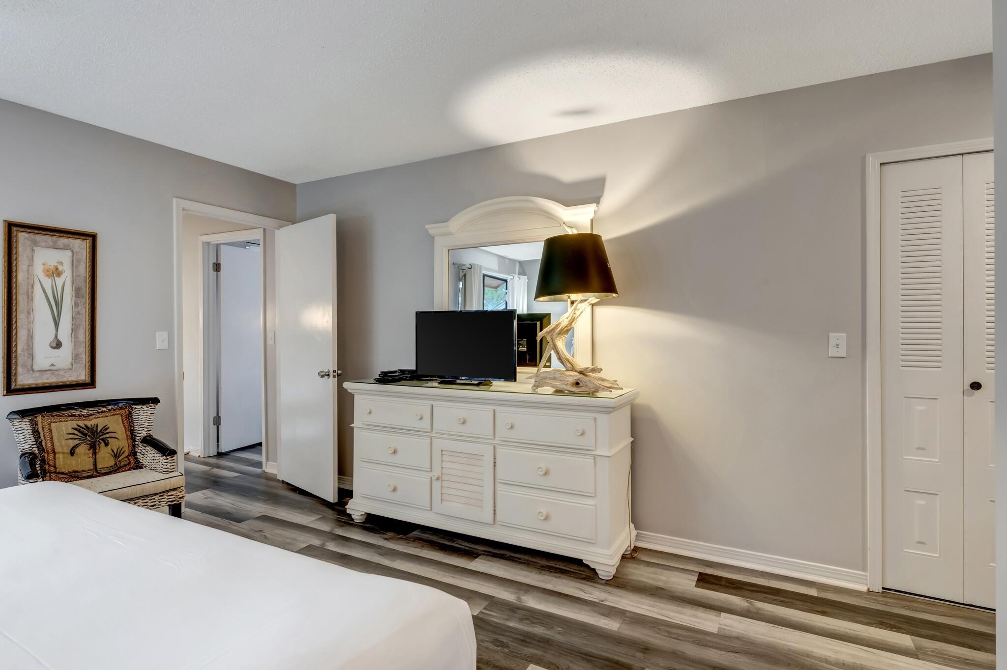 290 W Sandestin Boulevard 290