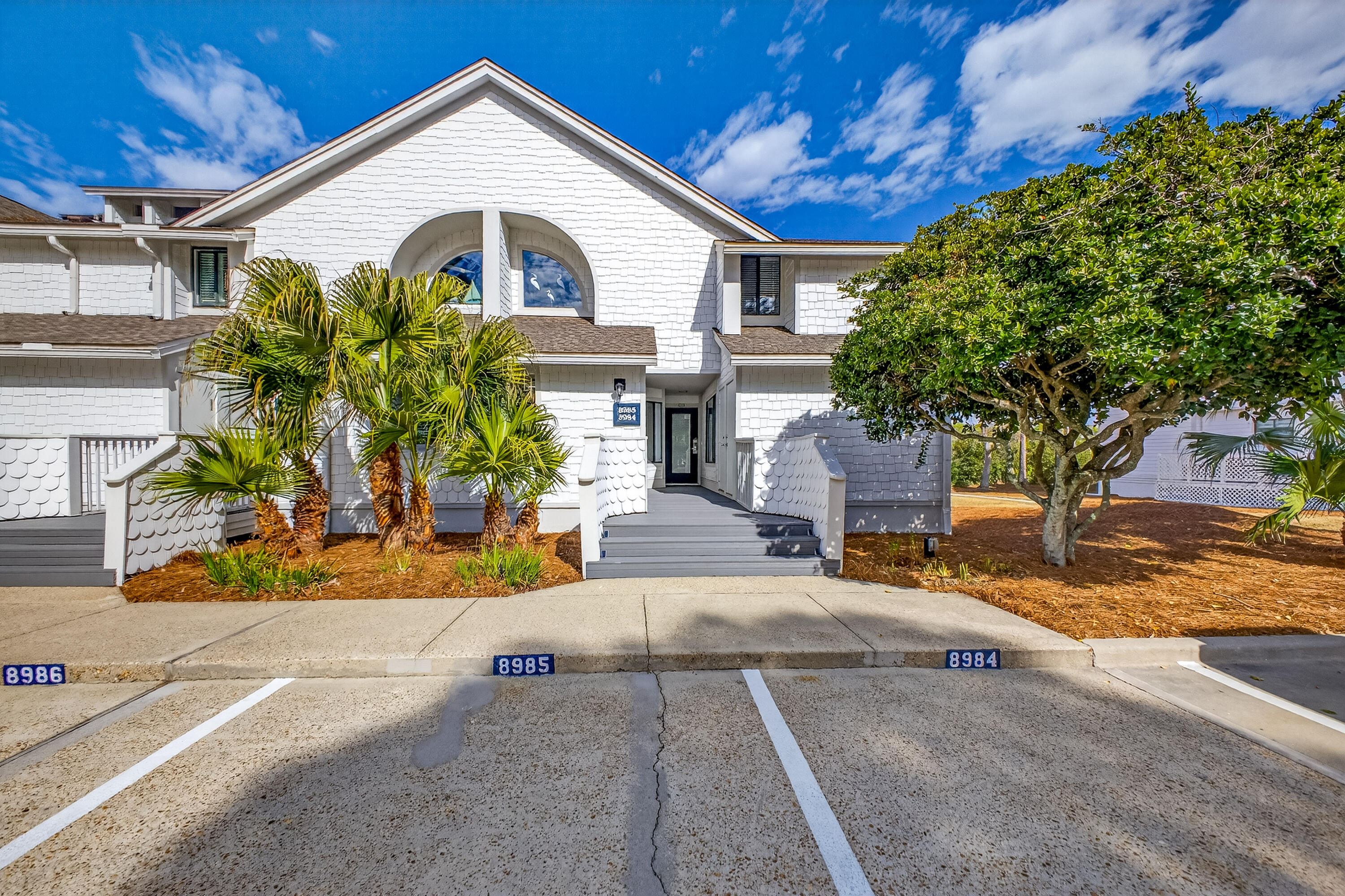 8985 Heron Walk Drive 8985